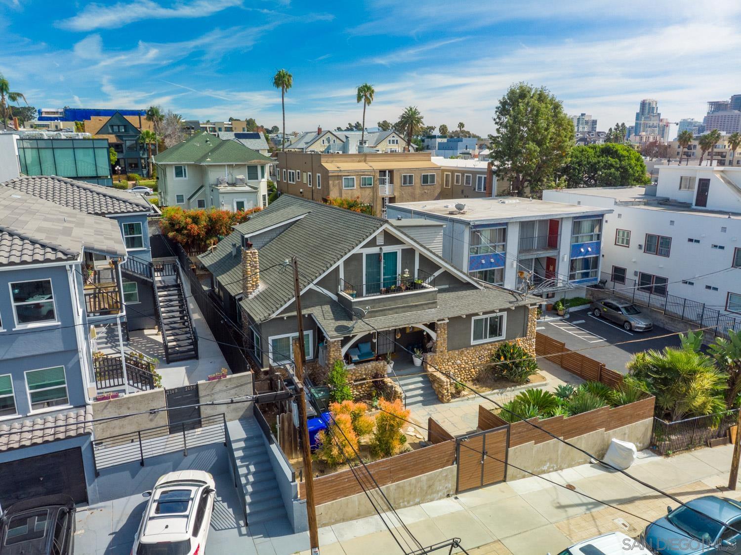 Detail Gallery Image 13 of 14 For 2141  Front Street, San Diego,  CA 92101 - – Beds | – Baths