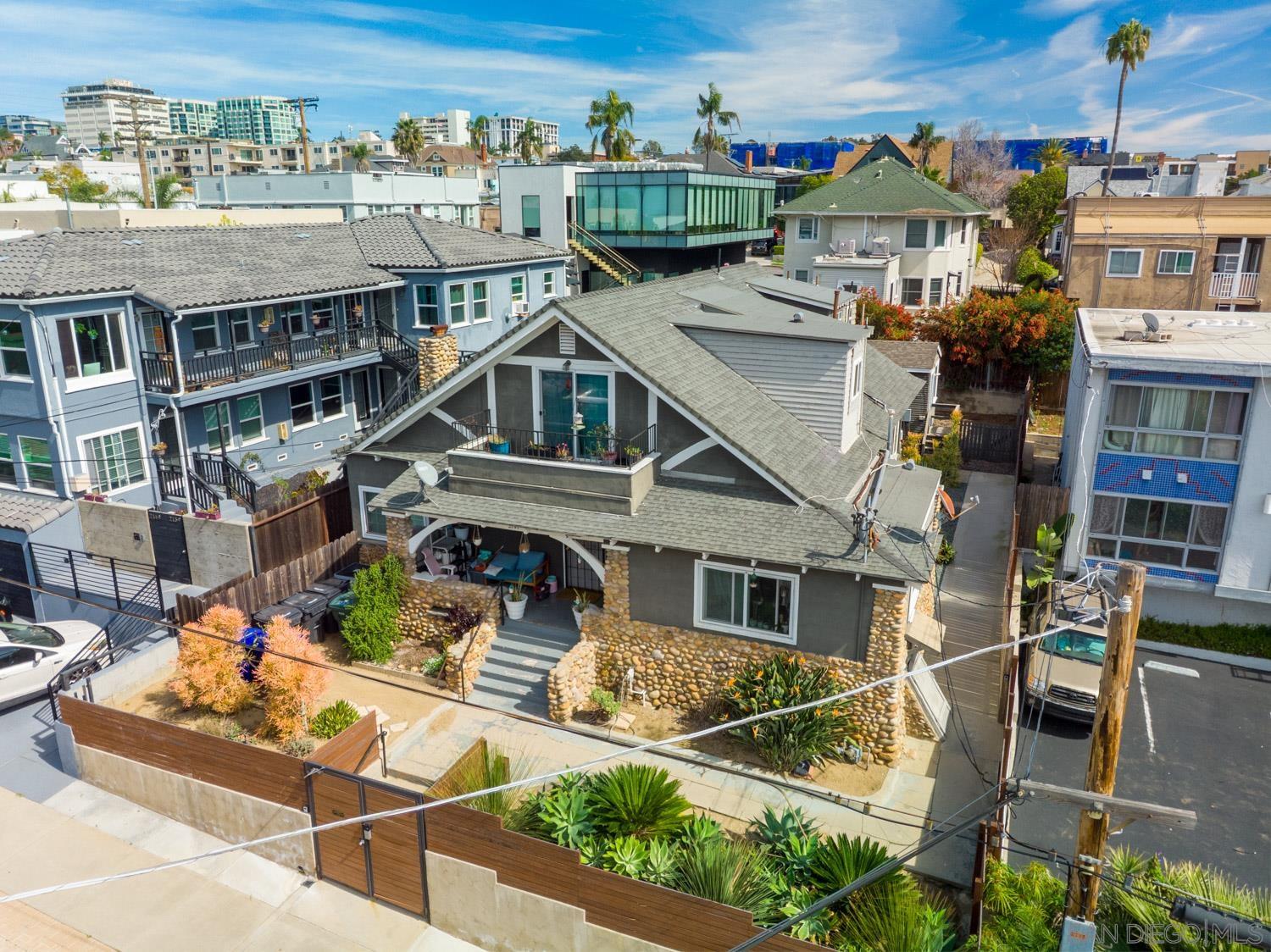 Detail Gallery Image 14 of 14 For 2141  Front Street, San Diego,  CA 92101 - – Beds | – Baths