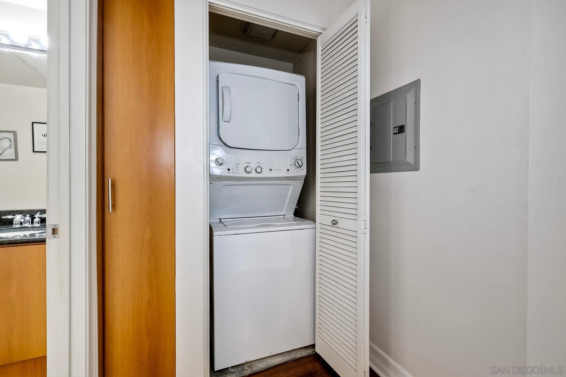 Detail Gallery Image 13 of 23 For 1225  Island Ave  #208,  San Diego,  CA 92101 - 2 Beds | 2 Baths