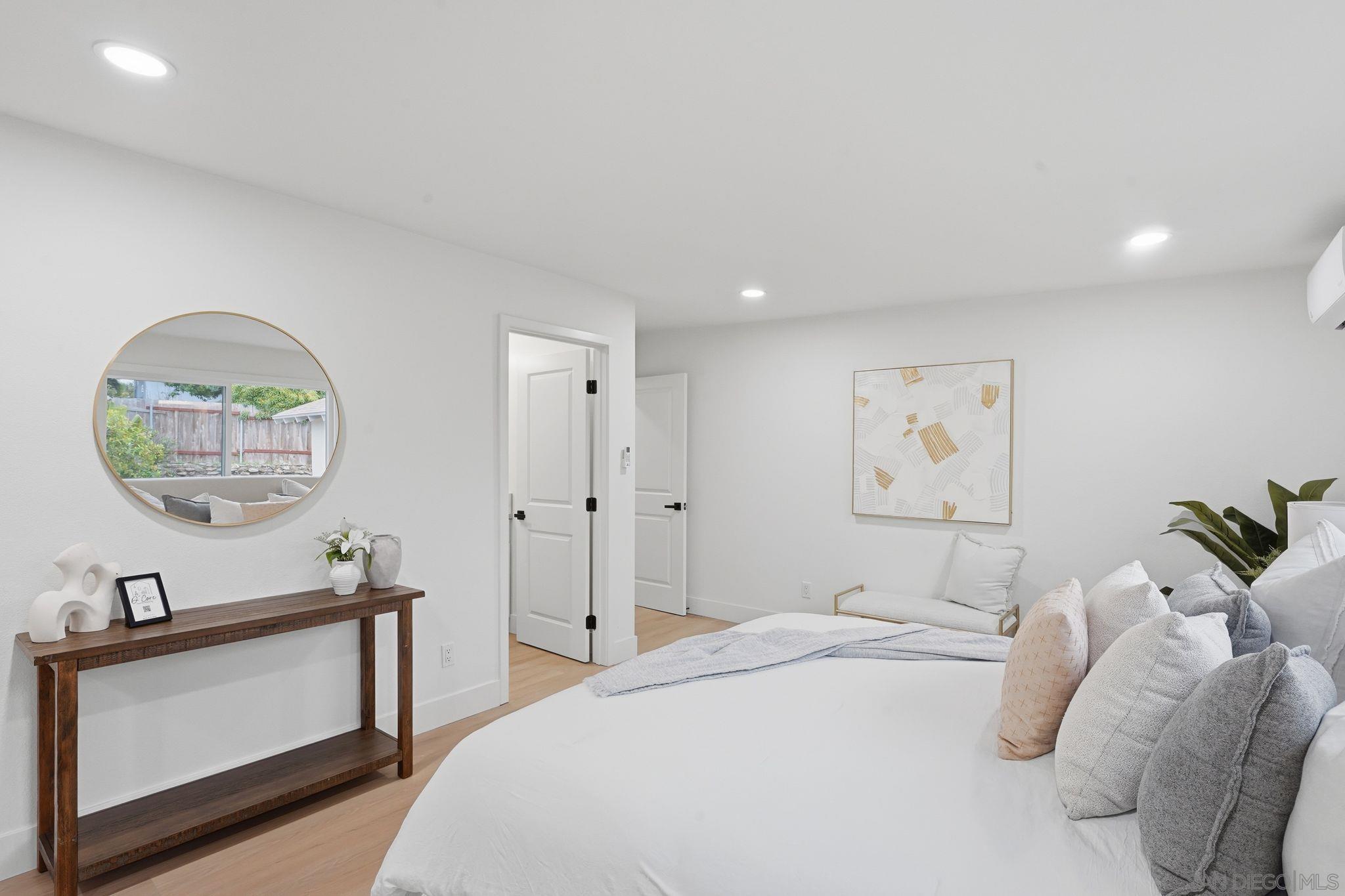 Detail Gallery Image 15 of 29 For 2726  Landscape Dr, San Diego,  CA 92139 - 4 Beds | 3 Baths