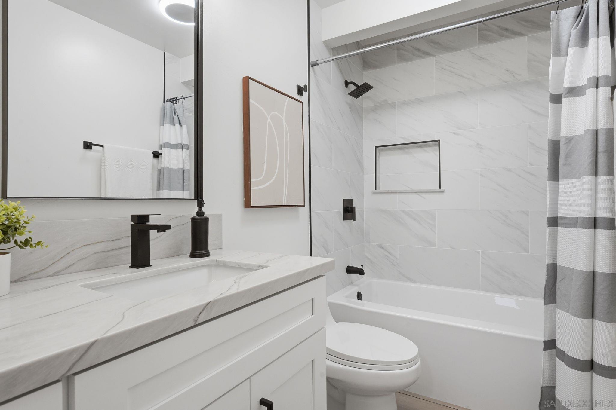 Detail Gallery Image 17 of 29 For 2726  Landscape Dr, San Diego,  CA 92139 - 4 Beds | 3 Baths