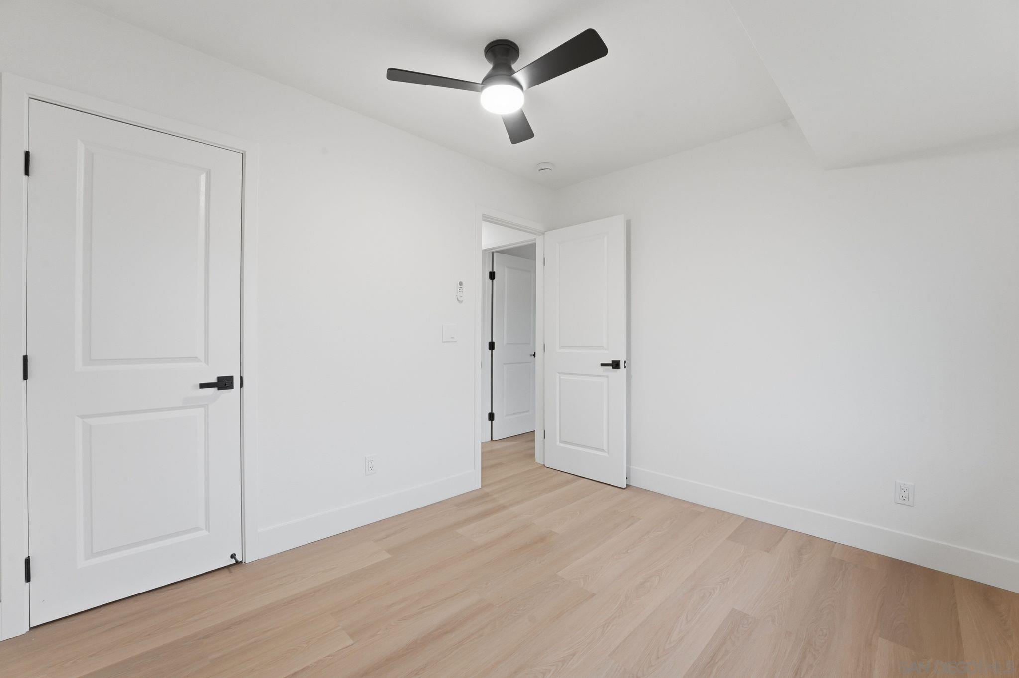 Detail Gallery Image 23 of 29 For 2726  Landscape Dr, San Diego,  CA 92139 - 4 Beds | 3 Baths