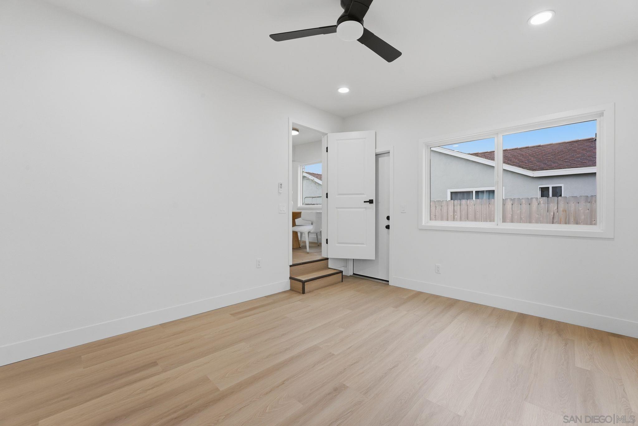 Detail Gallery Image 25 of 29 For 2726  Landscape Dr, San Diego,  CA 92139 - 4 Beds | 3 Baths