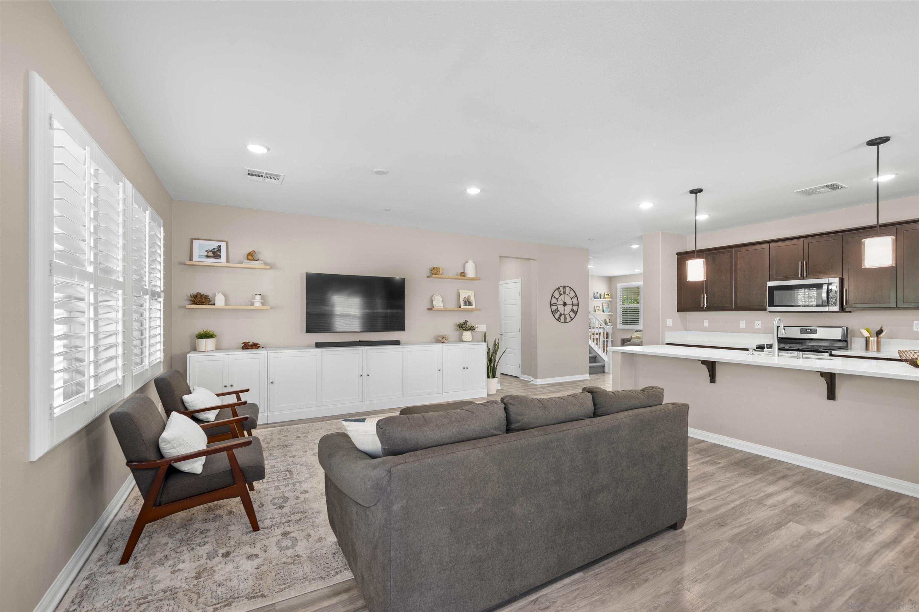 Detail Gallery Image 15 of 50 For 10664  Cobble Court, Santee,  CA 92071 - 4 Beds | 3/1 Baths