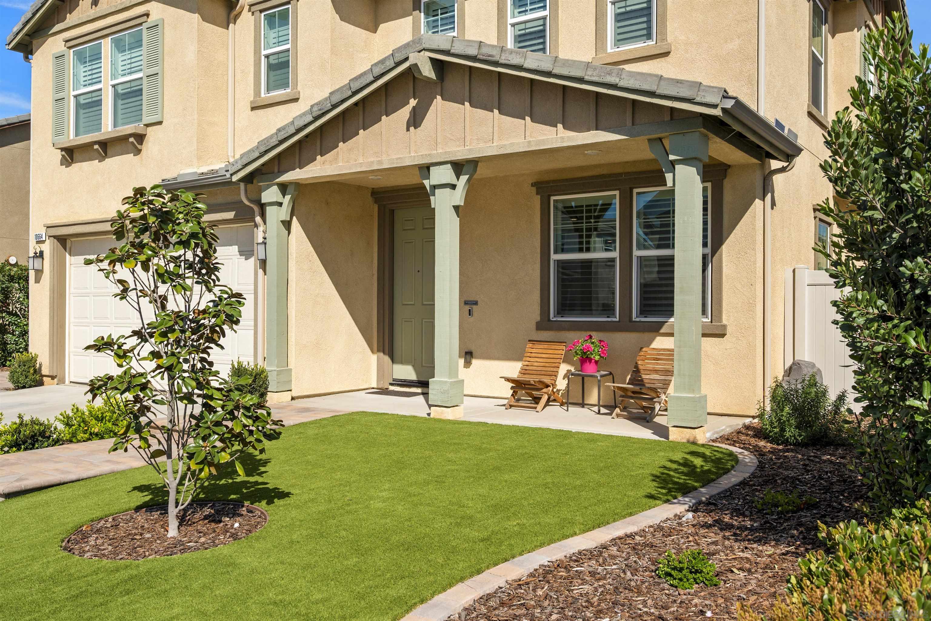 Detail Gallery Image 3 of 50 For 10664  Cobble Court, Santee,  CA 92071 - 4 Beds | 3/1 Baths