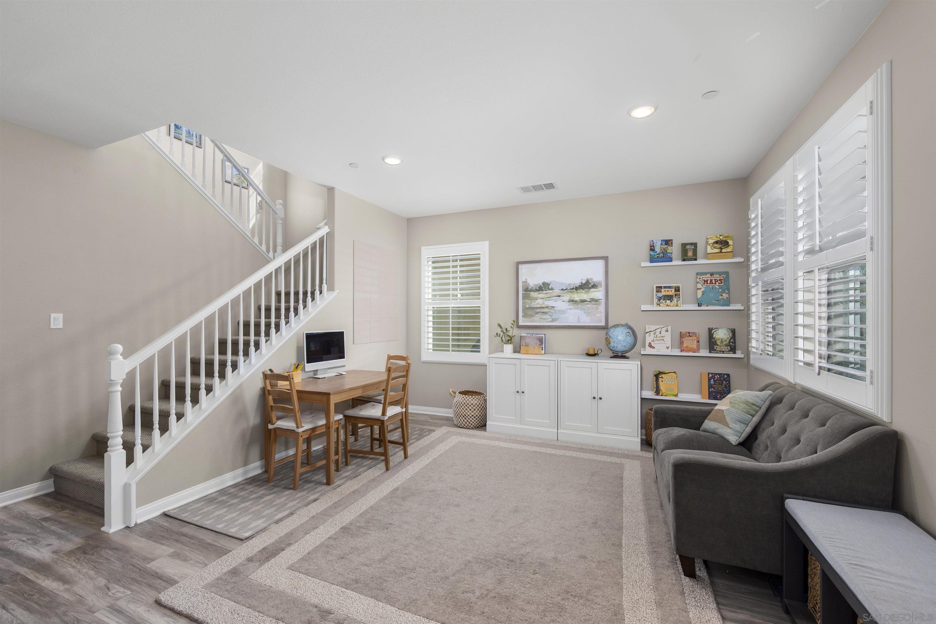 Detail Gallery Image 5 of 50 For 10664  Cobble Court, Santee,  CA 92071 - 4 Beds | 3/1 Baths