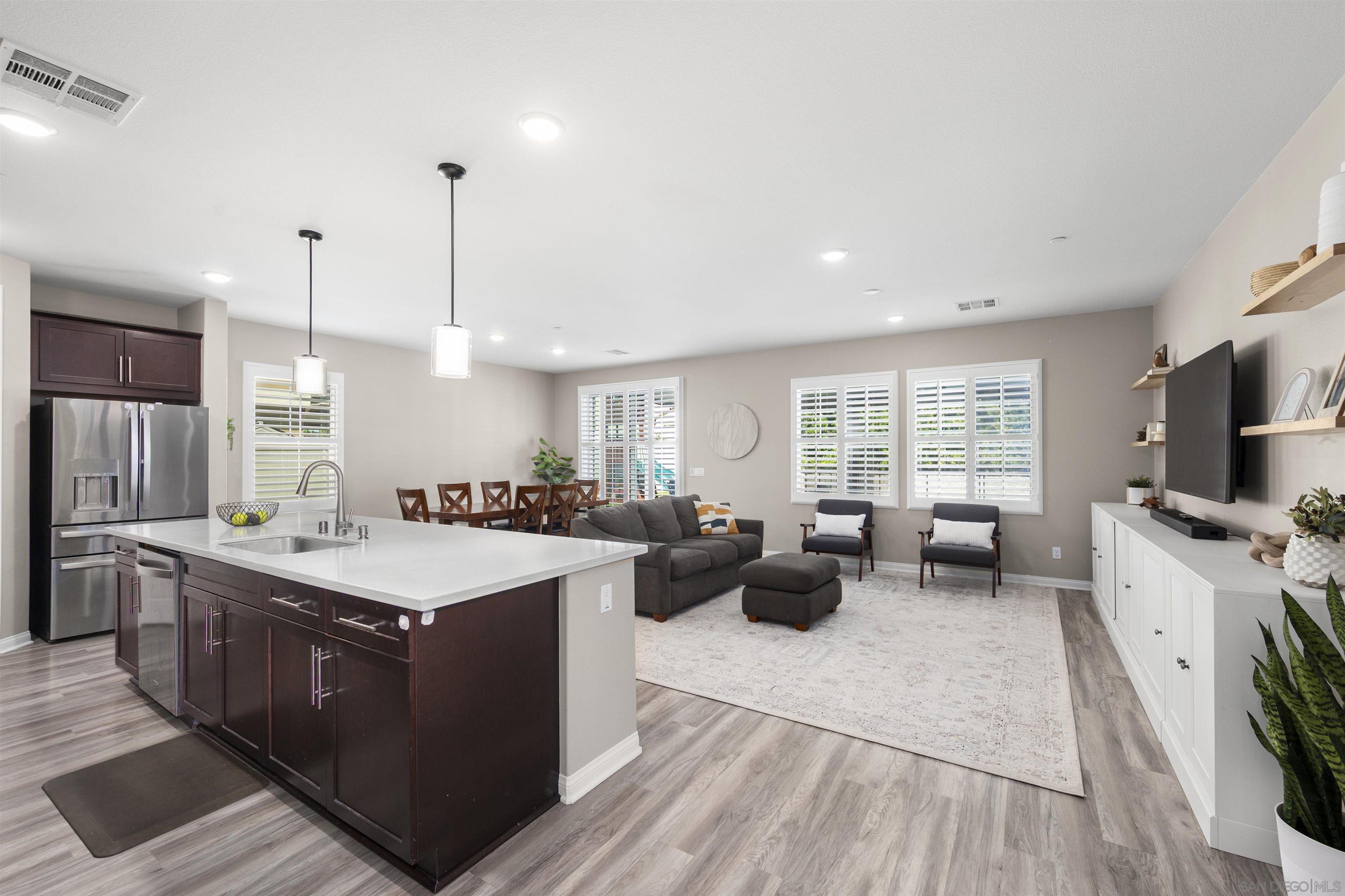 Detail Gallery Image 8 of 50 For 10664  Cobble Court, Santee,  CA 92071 - 4 Beds | 3/1 Baths