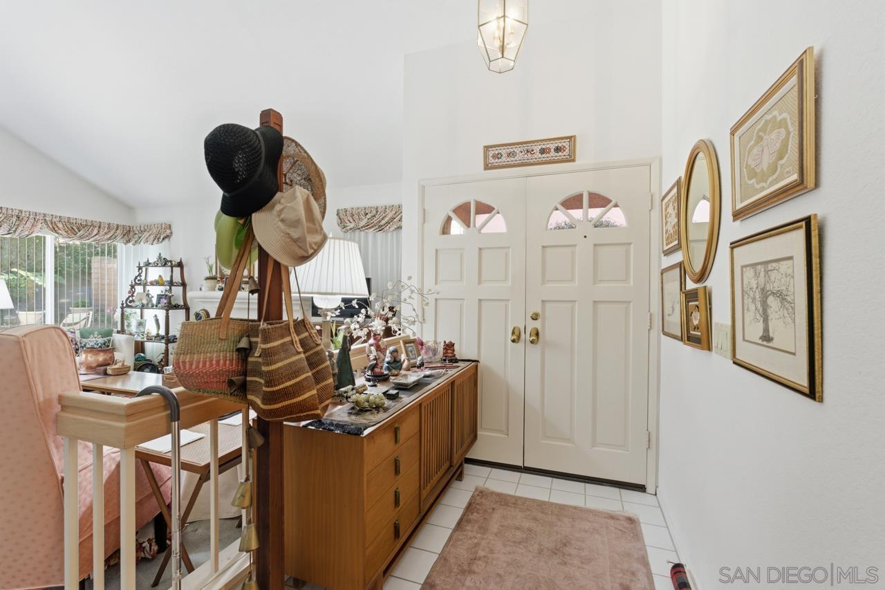 Detail Gallery Image 10 of 29 For 11582  Caminito Corriente, San Diego,  CA 92128 - 3 Beds | 2 Baths