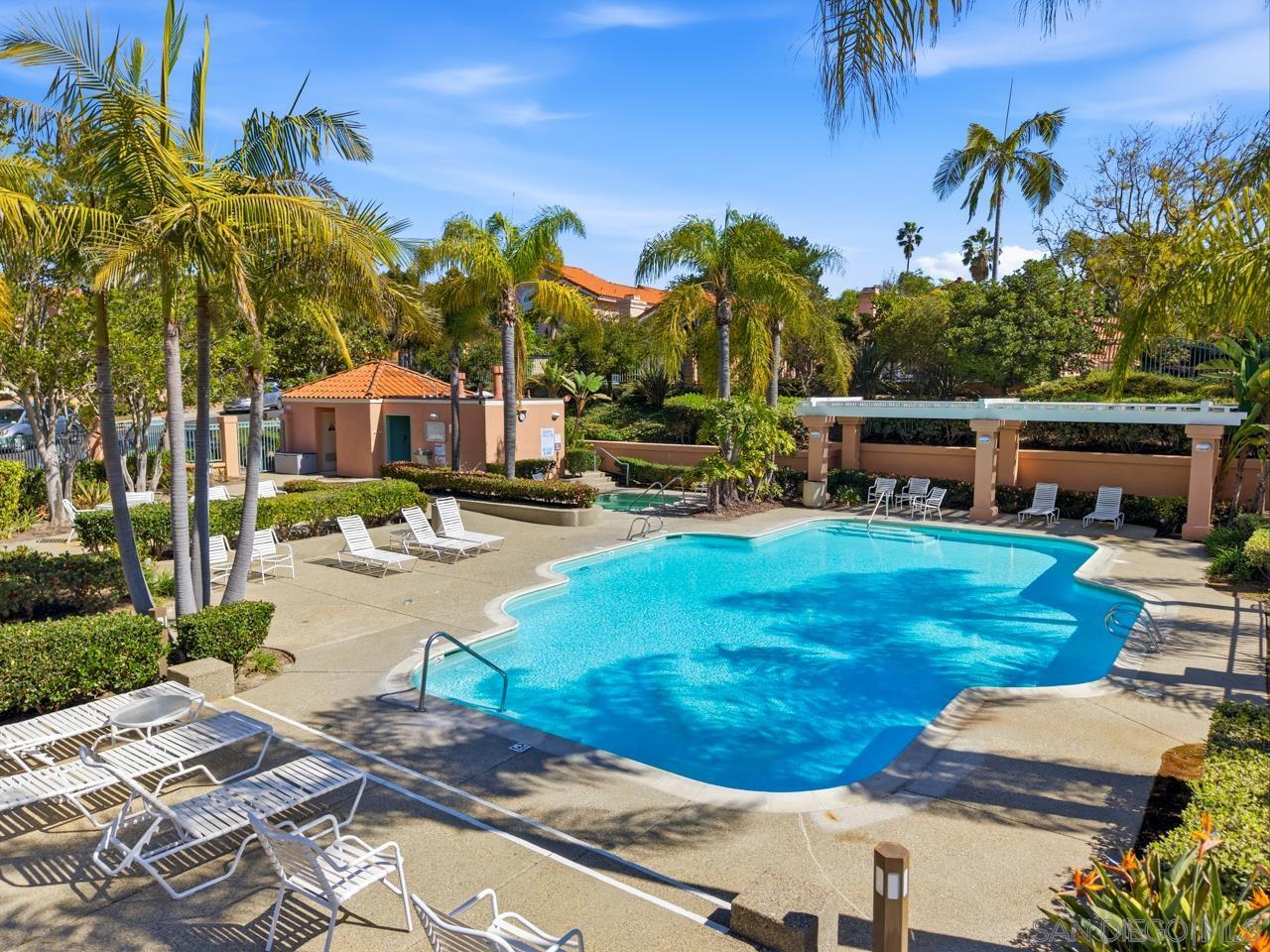 Detail Gallery Image 24 of 29 For 11582  Caminito Corriente, San Diego,  CA 92128 - 3 Beds | 2 Baths