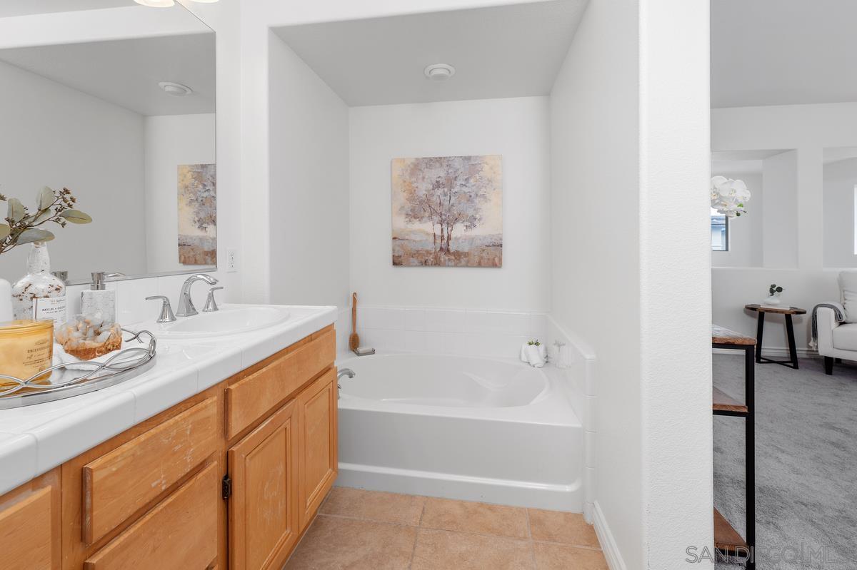 Detail Gallery Image 14 of 30 For 9213  Piantino Way, San Diego,  CA 92108 - 3 Beds | 2 Baths