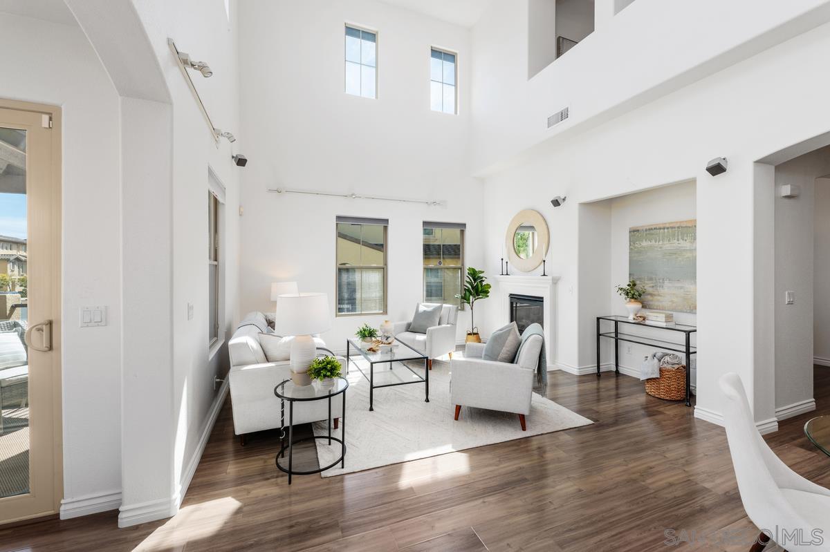 Detail Gallery Image 3 of 30 For 9213  Piantino Way, San Diego,  CA 92108 - 3 Beds | 2 Baths