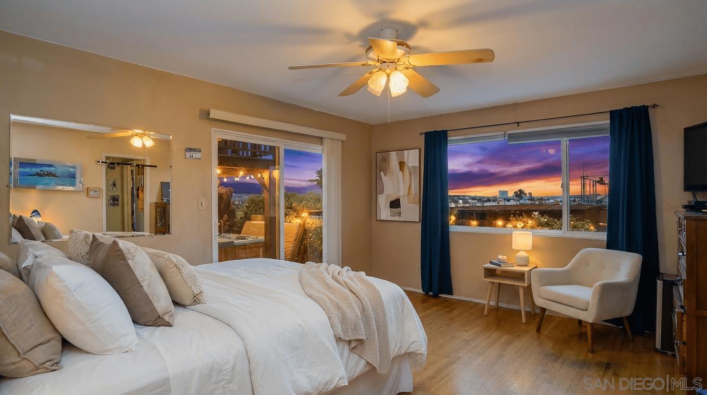 Detail Gallery Image 9 of 31 For 3316  Garrison St, San Diego,  CA 92106 - 4 Beds | 3 Baths