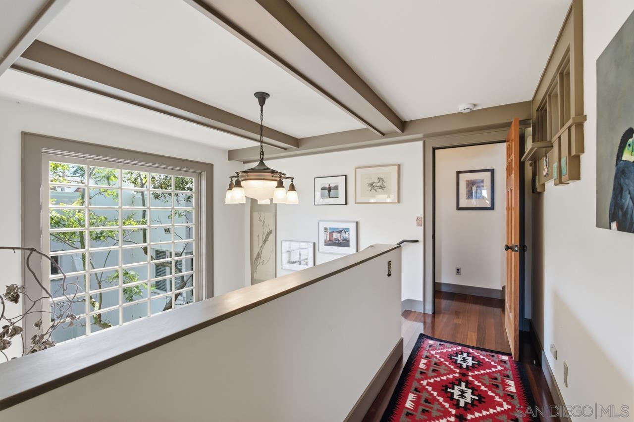 Detail Gallery Image 12 of 63 For 4511  Santa Cruz Avenue, San Diego,  CA 92107 - 3 Beds | 3 Baths