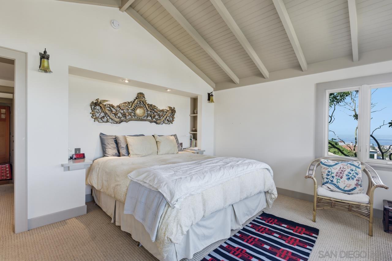 Detail Gallery Image 14 of 63 For 4511  Santa Cruz Avenue, San Diego,  CA 92107 - 3 Beds | 3 Baths