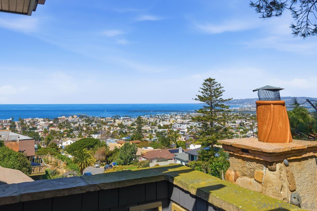 Detail Gallery Image 29 of 63 For 4511  Santa Cruz Avenue, San Diego,  CA 92107 - 3 Beds | 3 Baths