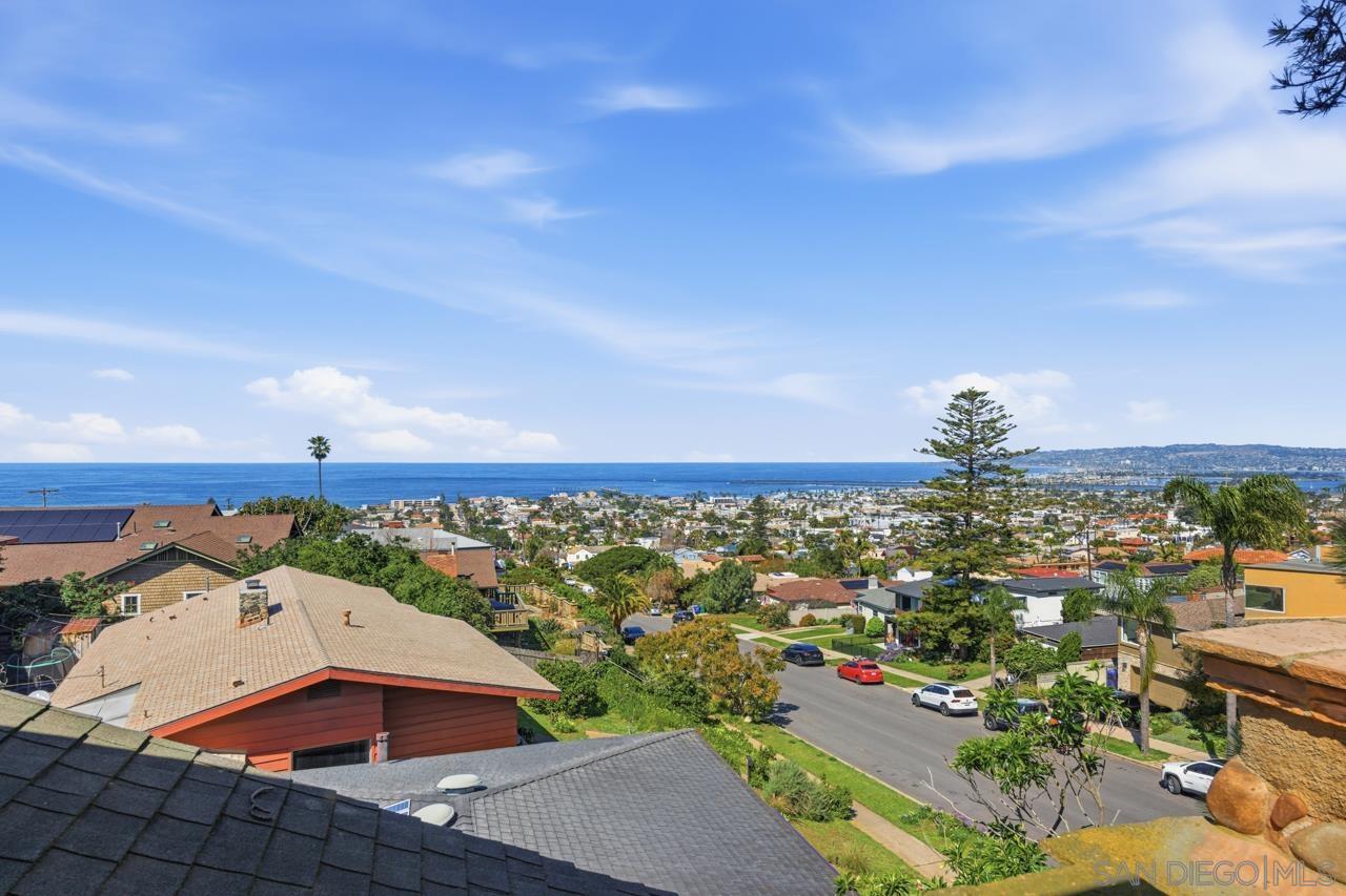 Detail Gallery Image 30 of 63 For 4511  Santa Cruz Avenue, San Diego,  CA 92107 - 3 Beds | 3 Baths