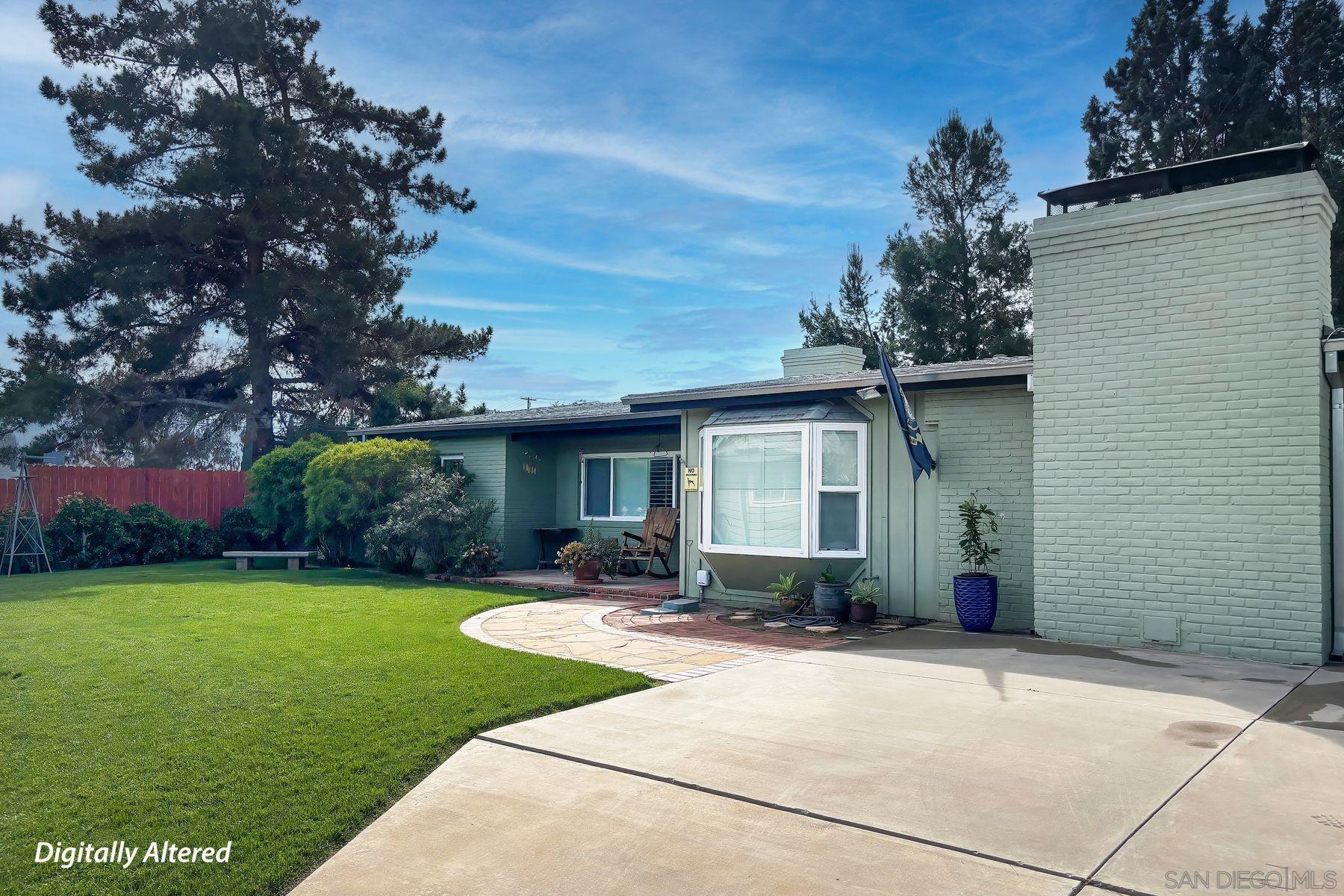 Detail Gallery Image 14 of 39 For 1912-1914  Jalisco Rd, El Cajon,  CA 92019 - 5 Beds | 3 Baths