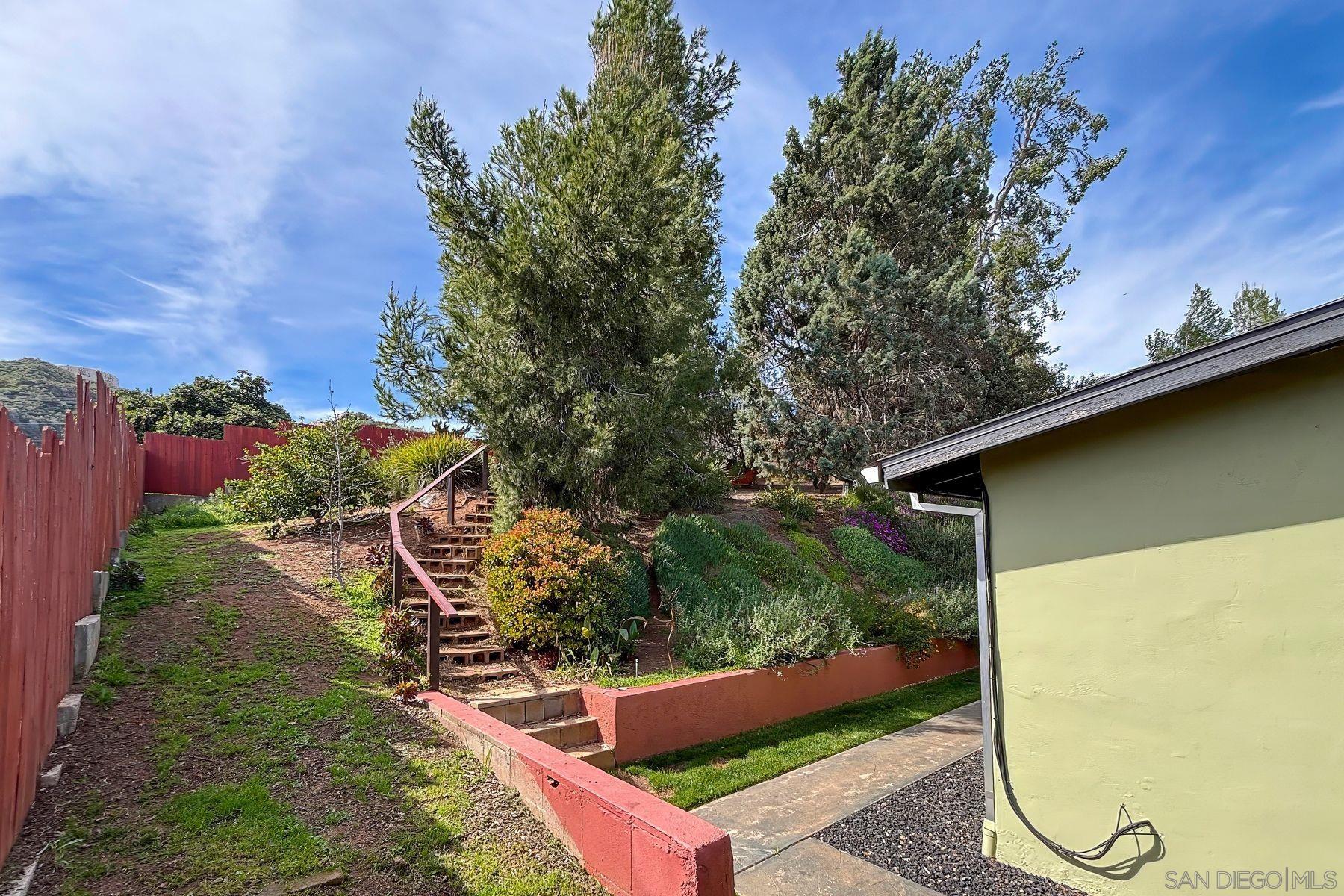 Detail Gallery Image 38 of 39 For 1912-1914  Jalisco Rd, El Cajon,  CA 92019 - 5 Beds | 3 Baths