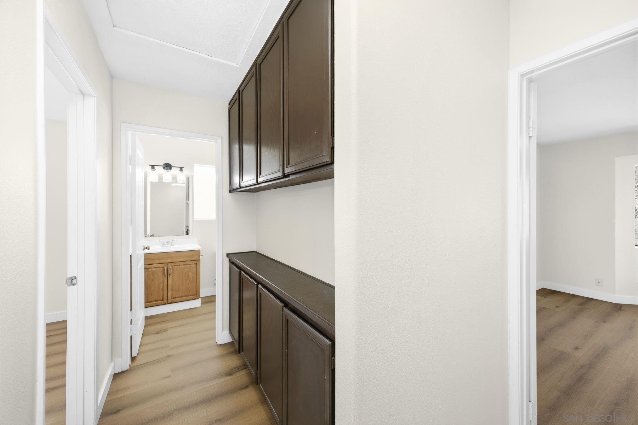 Detail Gallery Image 14 of 23 For 1683  Manzana Way, San Diego,  CA 92139 - 3 Beds | 2/1 Baths