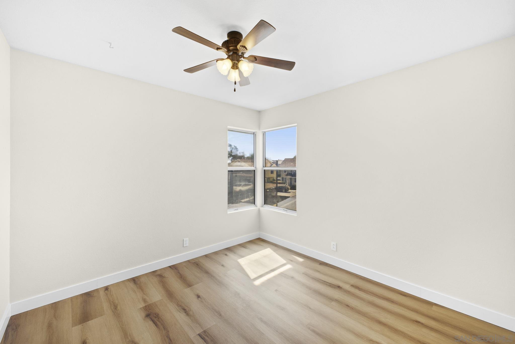 Detail Gallery Image 18 of 23 For 1683  Manzana Way, San Diego,  CA 92139 - 3 Beds | 2/1 Baths