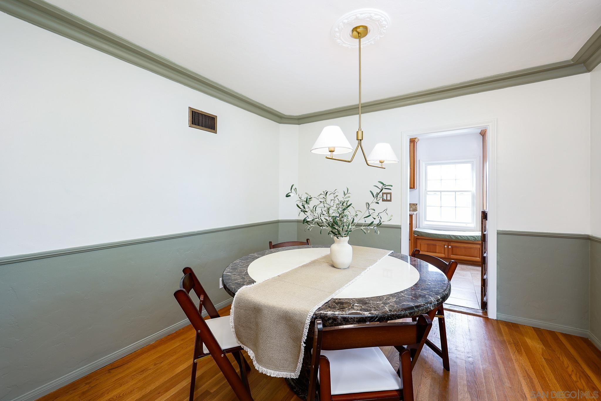 Detail Gallery Image 5 of 25 For 8845  Greenview Pl, Spring Valley,  CA 91977 - 2 Beds | 1 Baths