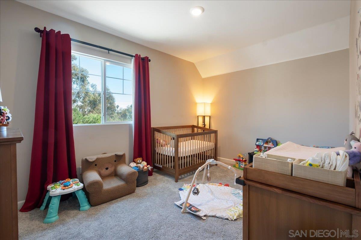 Detail Gallery Image 21 of 34 For 683  Grant Ct, Vista,  CA 92083 - 5 Beds | 4 Baths