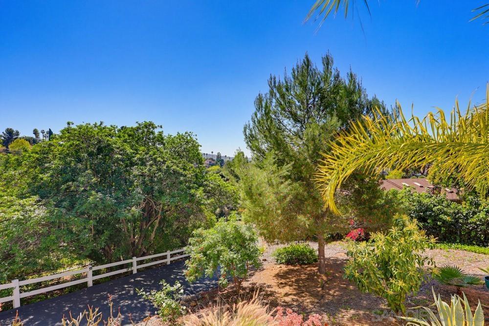 Detail Gallery Image 9 of 75 For 4410  Conrad Dr., La Mesa,  CA 91941 - 4 Beds | 2 Baths