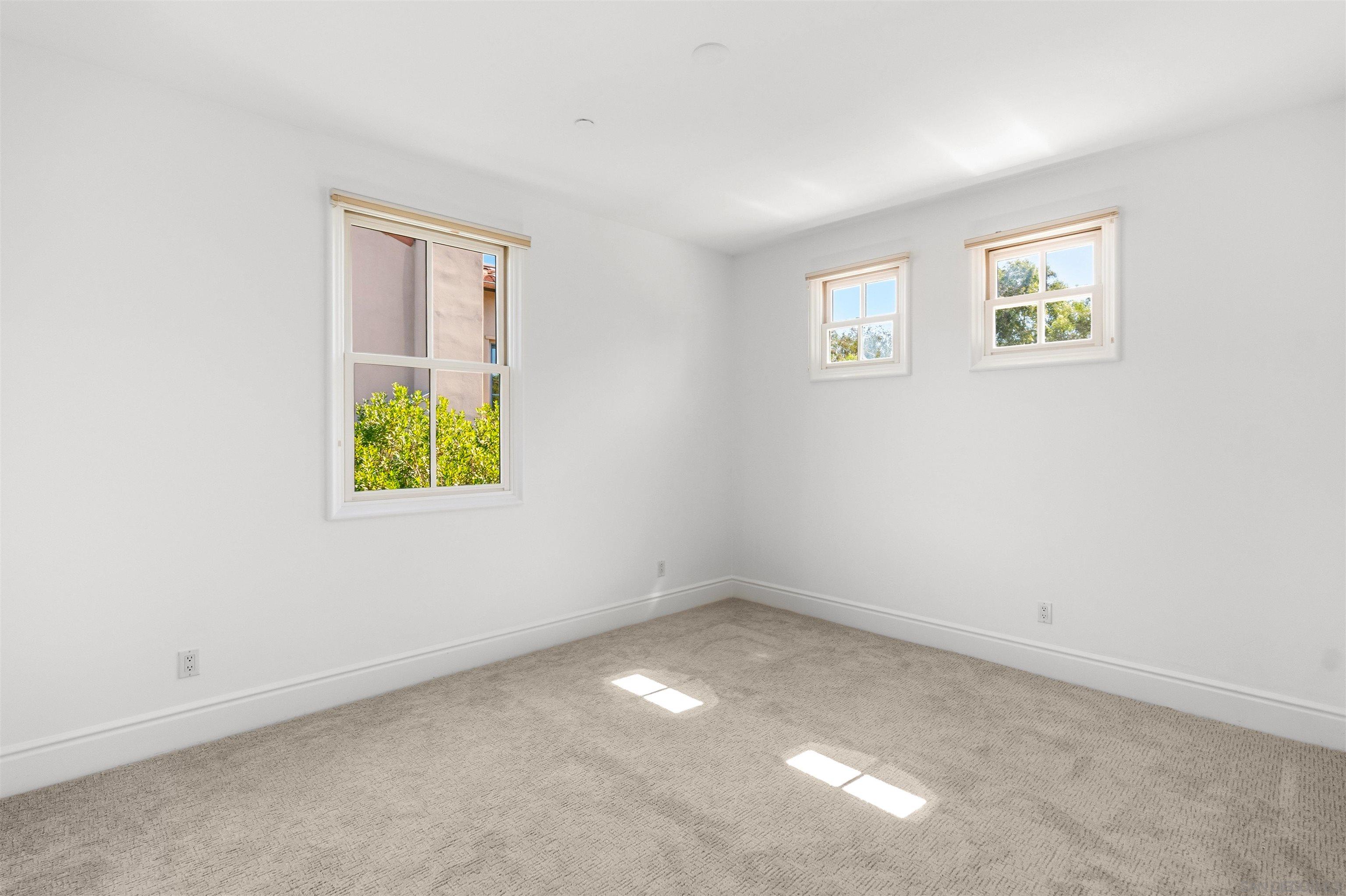 Detail Gallery Image 12 of 26 For 16889  Going My Way, San Diego,  CA 92127 - 4 Beds | 4/1 Baths