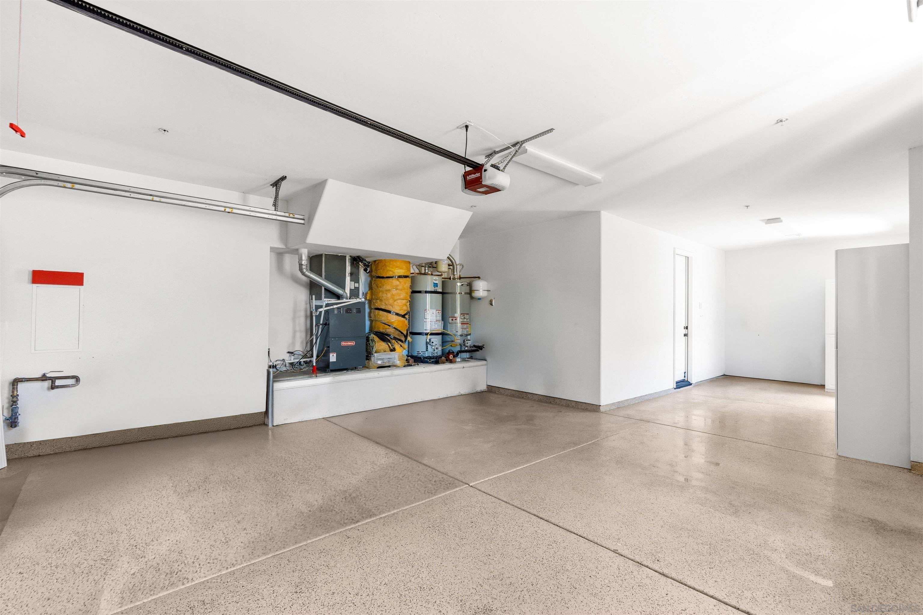 Detail Gallery Image 21 of 26 For 16889  Going My Way, San Diego,  CA 92127 - 4 Beds | 4/1 Baths