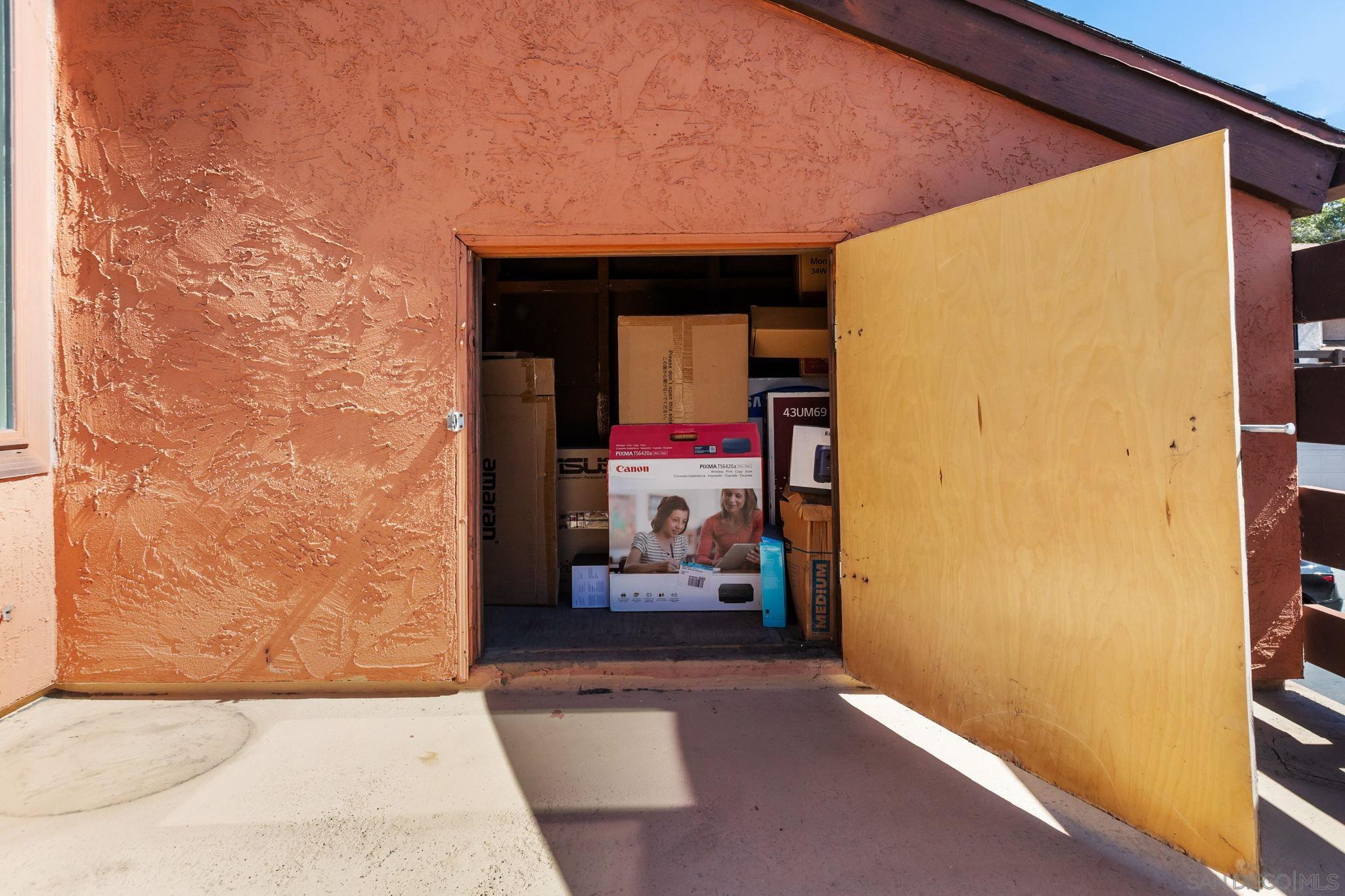 Detail Gallery Image 19 of 41 For 615  Beyer Way  #602,  San Diego,  CA 92154 - 4 Beds | 2/1 Baths