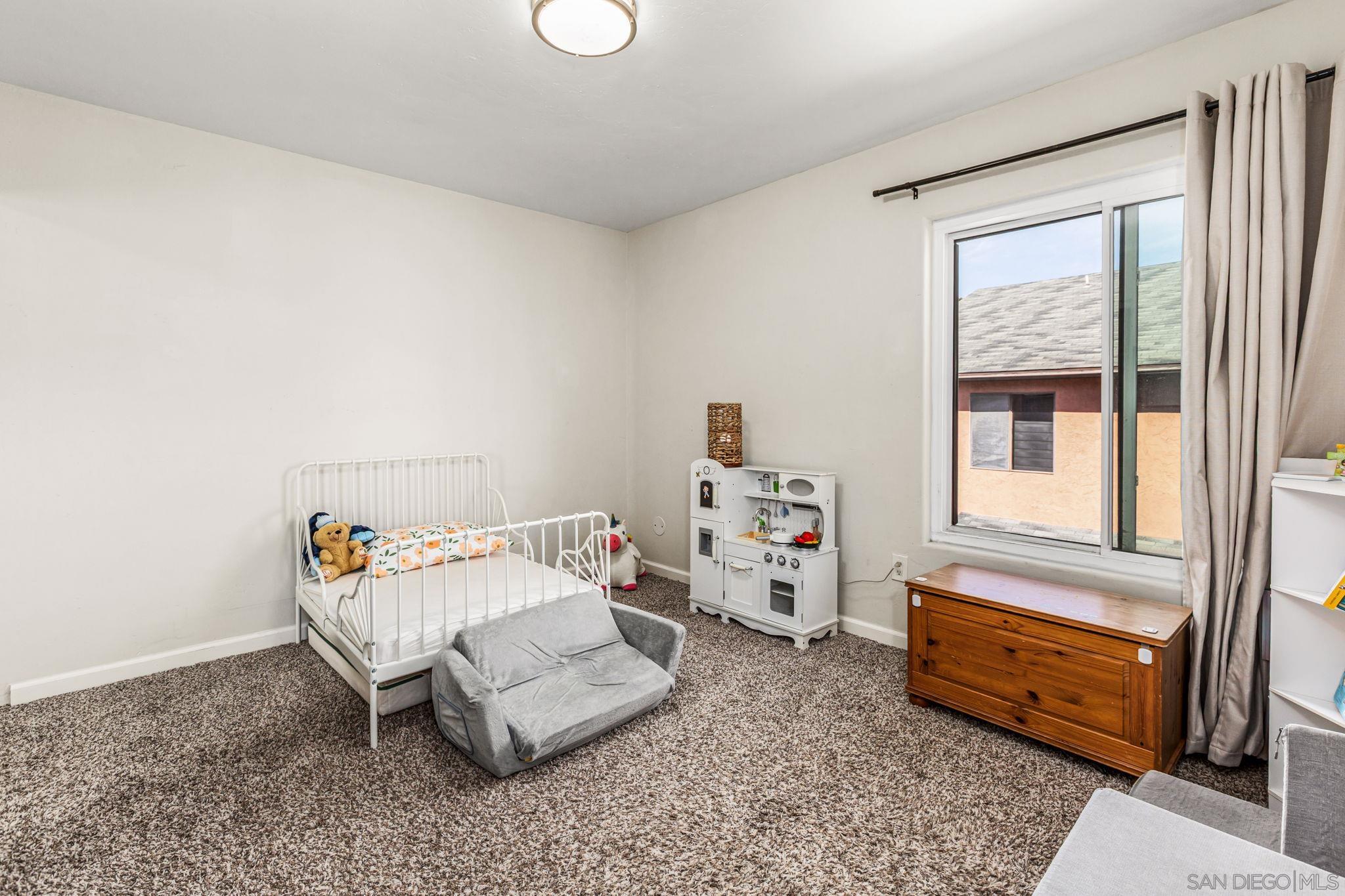 Detail Gallery Image 25 of 41 For 615  Beyer Way  #602,  San Diego,  CA 92154 - 4 Beds | 2/1 Baths