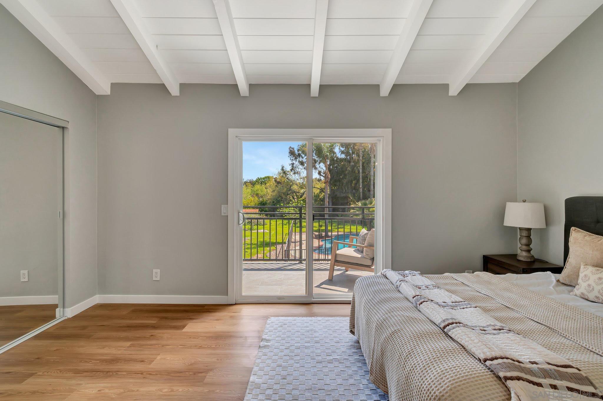 Detail Gallery Image 14 of 24 For 1349  Bonair Rd, Vista,  CA 92084 - 5 Beds | 2 Baths