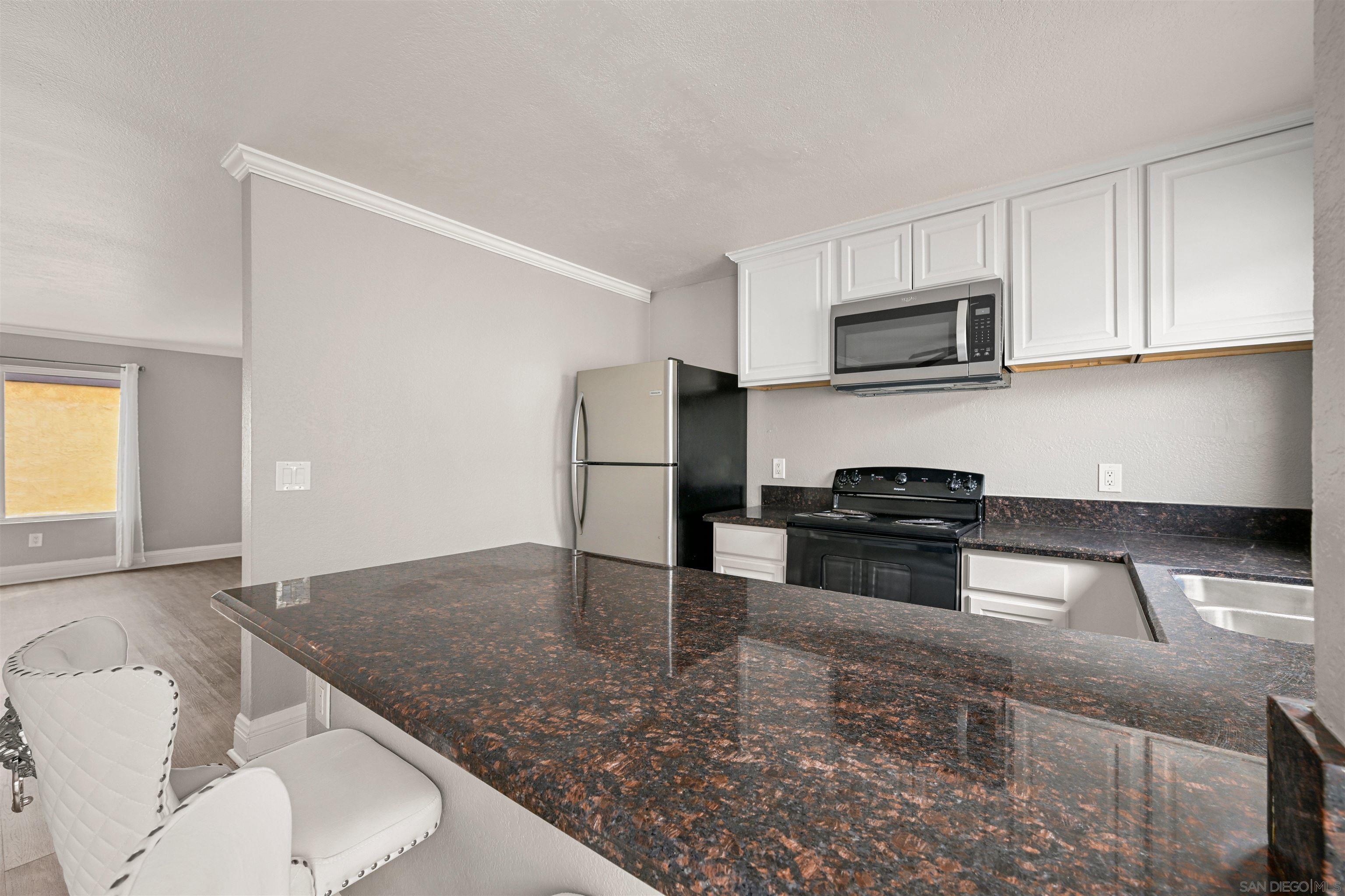 Detail Gallery Image 12 of 17 For 1643  Pentecost Way  #4,  San Diego,  CA 92105 - 2 Beds | 1 Baths