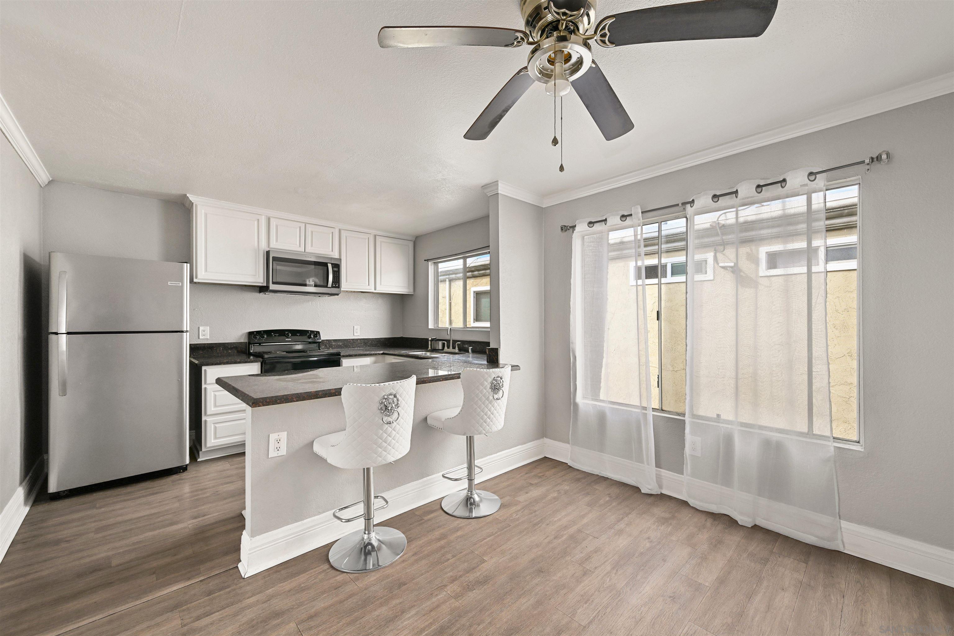 Detail Gallery Image 8 of 17 For 1643  Pentecost Way  #4,  San Diego,  CA 92105 - 2 Beds | 1 Baths