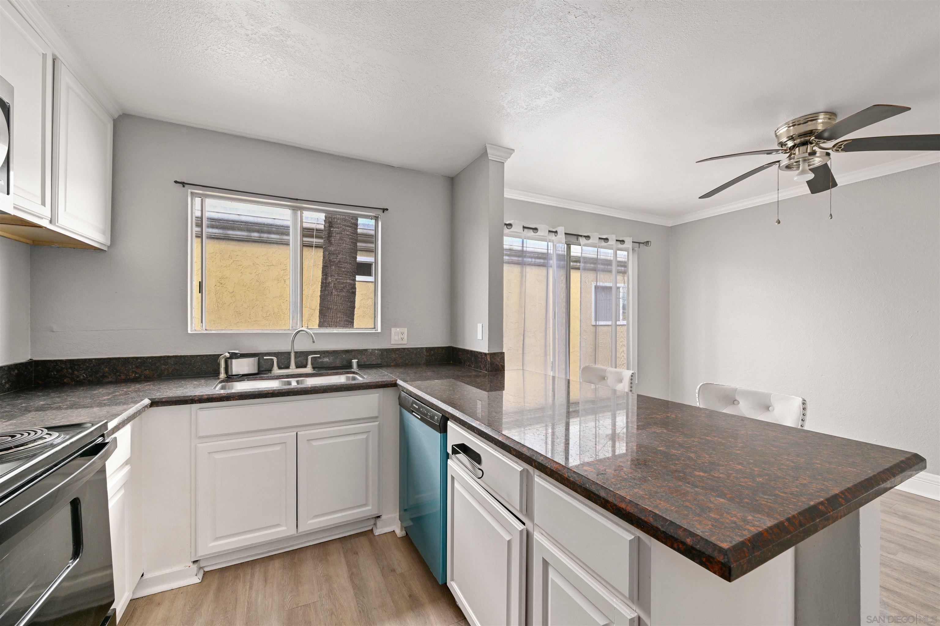 Detail Gallery Image 10 of 17 For 1643  Pentecost Way  #4,  San Diego,  CA 92105 - 2 Beds | 1 Baths