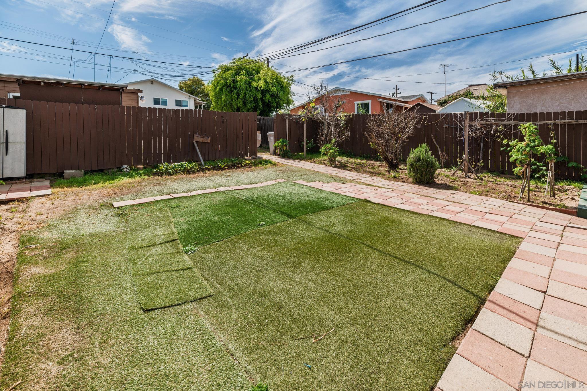 Detail Gallery Image 24 of 39 For 2925  Franklin Ave, San Diego,  CA 92113 - 7 Beds | 3/1 Baths