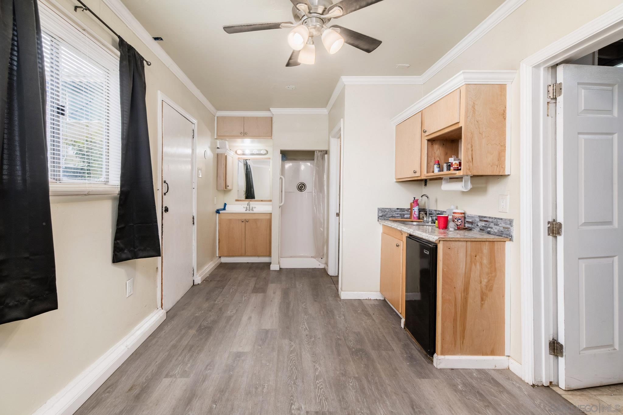 Detail Gallery Image 29 of 39 For 2925  Franklin Ave, San Diego,  CA 92113 - 7 Beds | 3/1 Baths