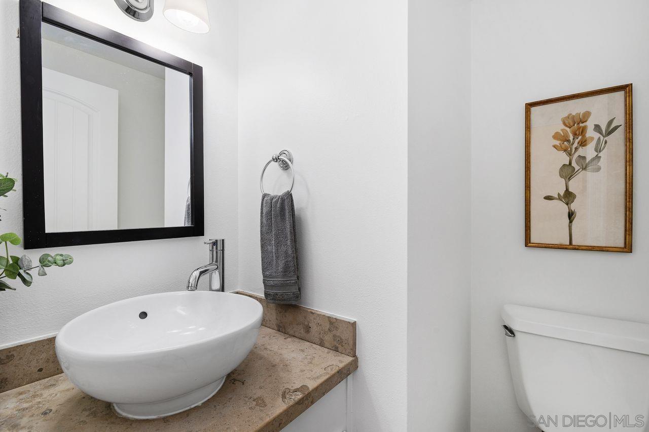 Detail Gallery Image 18 of 41 For 4062  Mount Acadia, San Diego,  CA 92111 - 2 Beds | 1/1 Baths