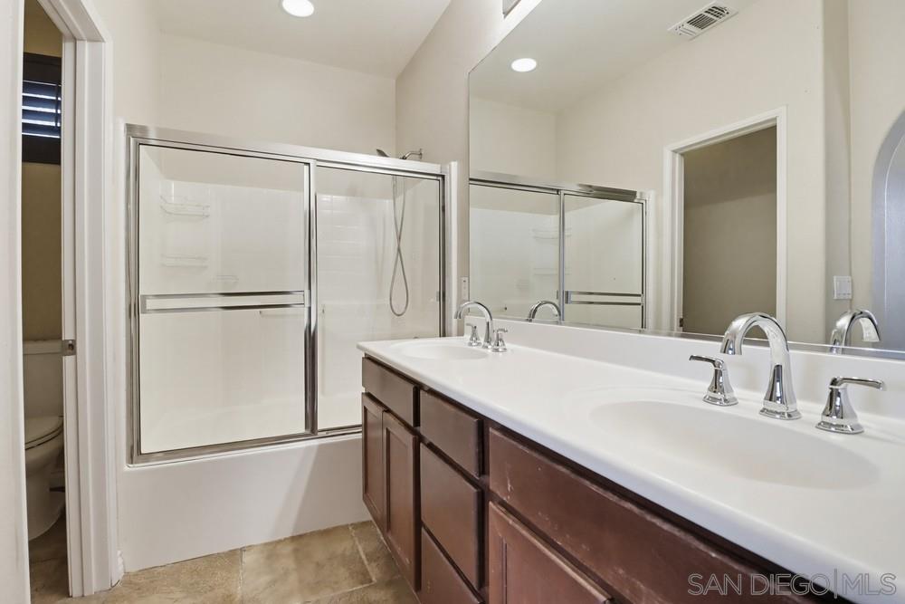 Detail Gallery Image 39 of 50 For 1461  Caminito Sardinia  #1,  Chula Vista,  CA 91915 - 3 Beds | 2 Baths