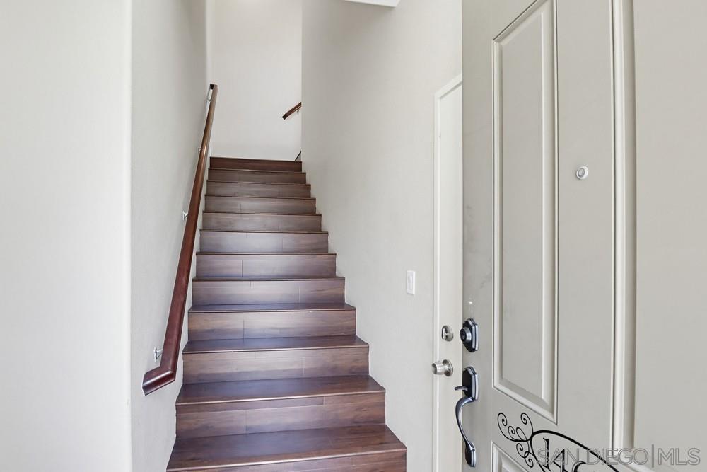 Detail Gallery Image 5 of 50 For 1461  Caminito Sardinia  #1,  Chula Vista,  CA 91915 - 3 Beds | 2 Baths