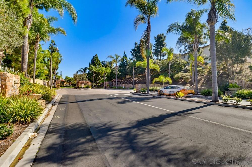 Detail Gallery Image 49 of 50 For 1461  Caminito Sardinia  #1,  Chula Vista,  CA 91915 - 3 Beds | 2 Baths