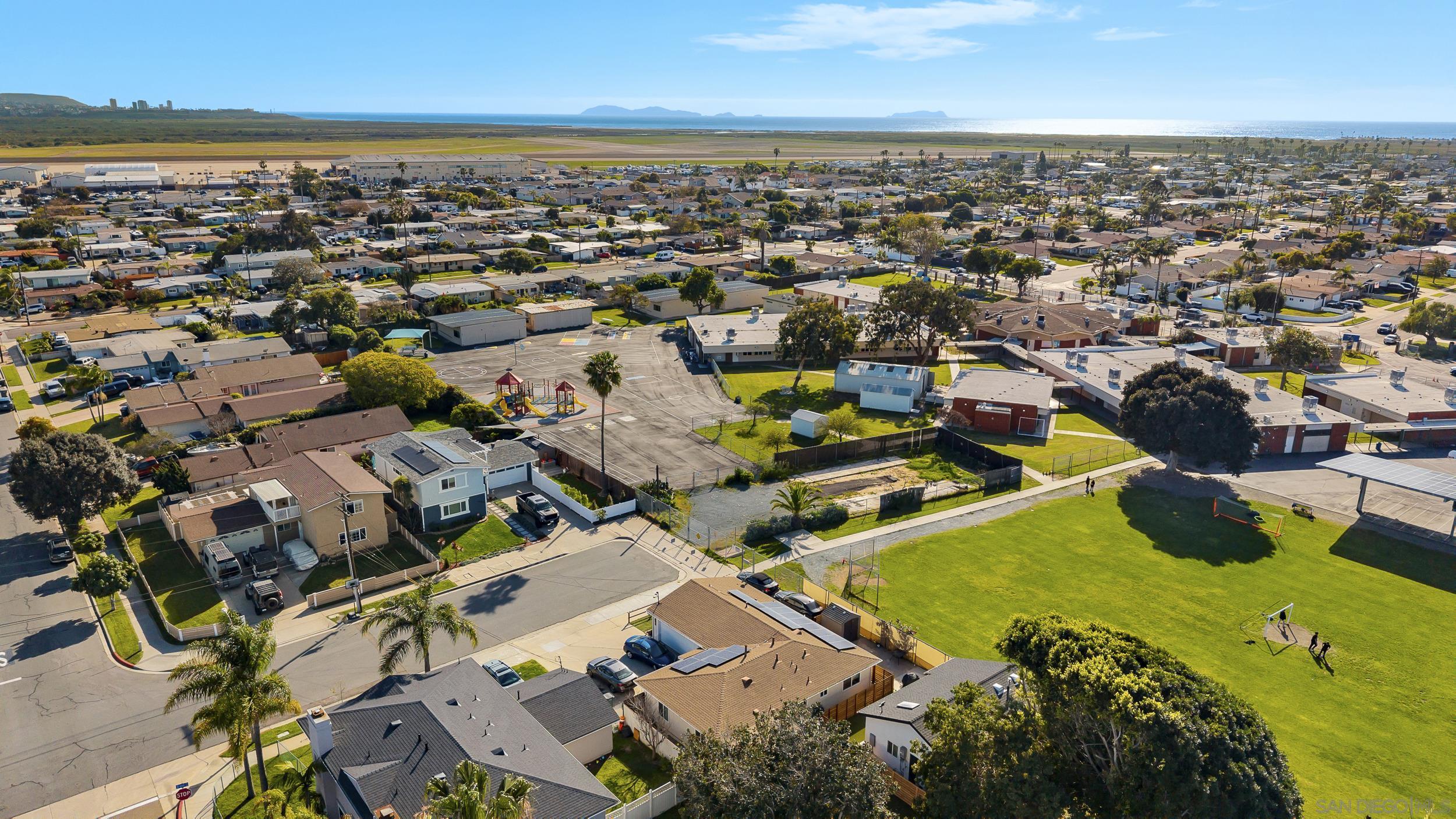 Detail Gallery Image 21 of 22 For 1096  Grove Avenue, Imperial Beach,  CA 91932 - 5 Beds | 3 Baths