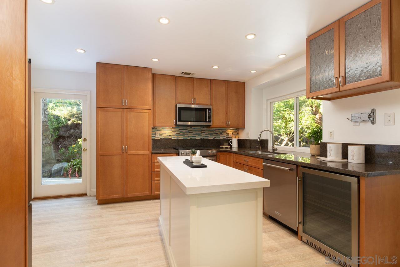 Detail Gallery Image 8 of 40 For 2921  Estancia, San Clemente,  CA 92673 - 3 Beds | 3 Baths