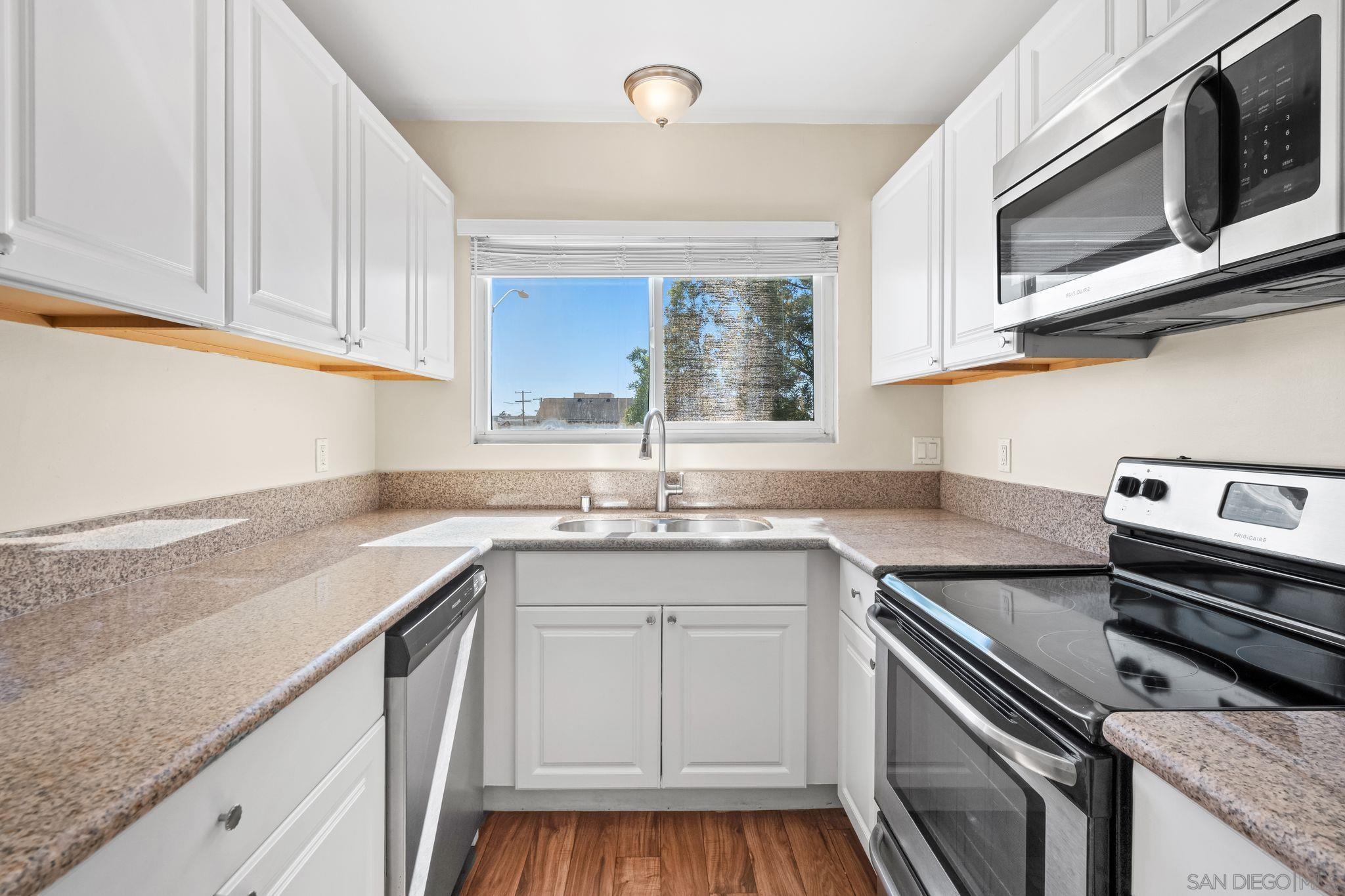 Detail Gallery Image 9 of 23 For 4414  37th St, San Diego,  CA 92116 - – Beds | – Baths