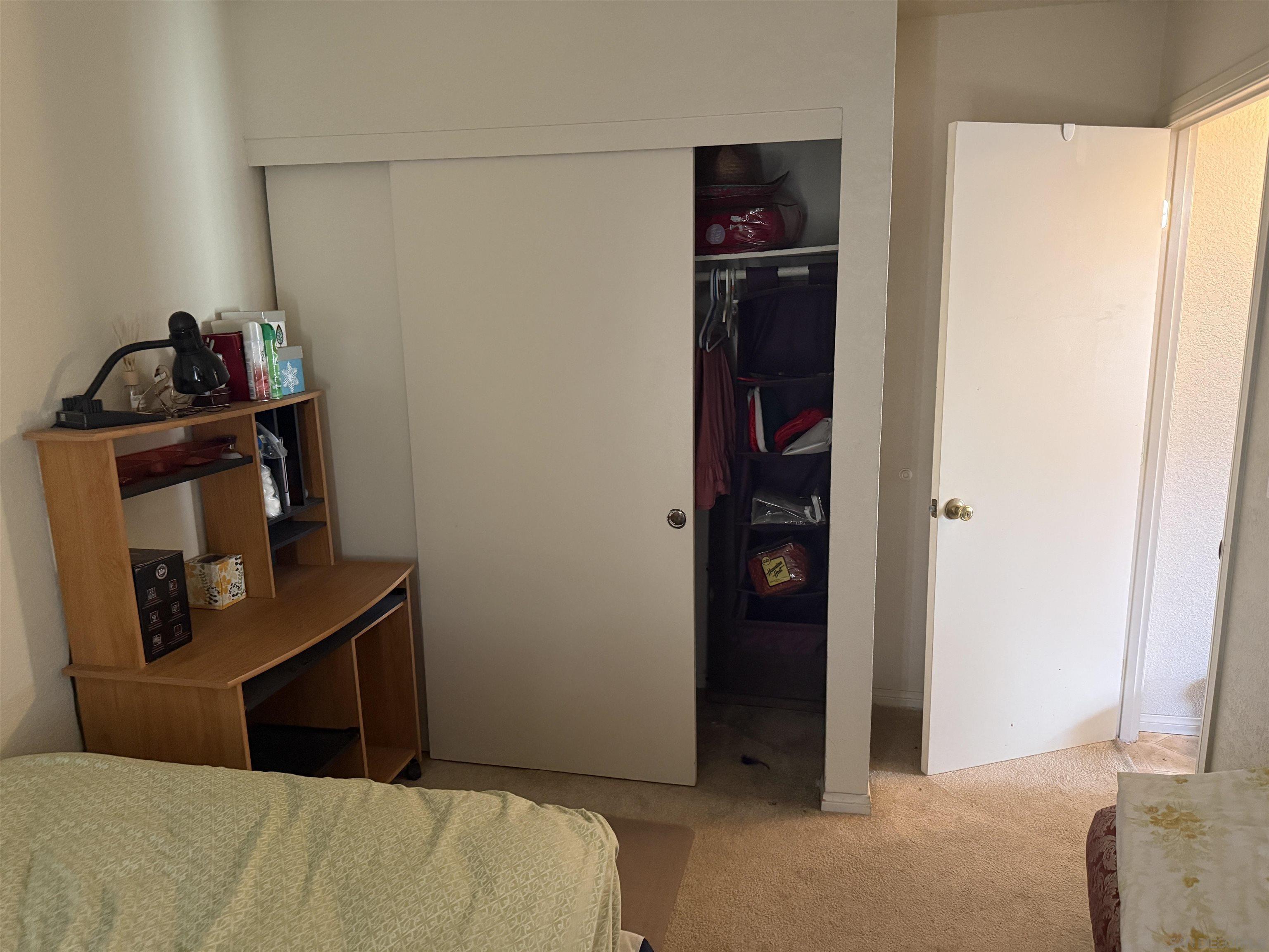 Detail Gallery Image 6 of 8 For 6197  Daisy Pl, San Diego,  CA 92114 - 4 Beds | 2/1 Baths