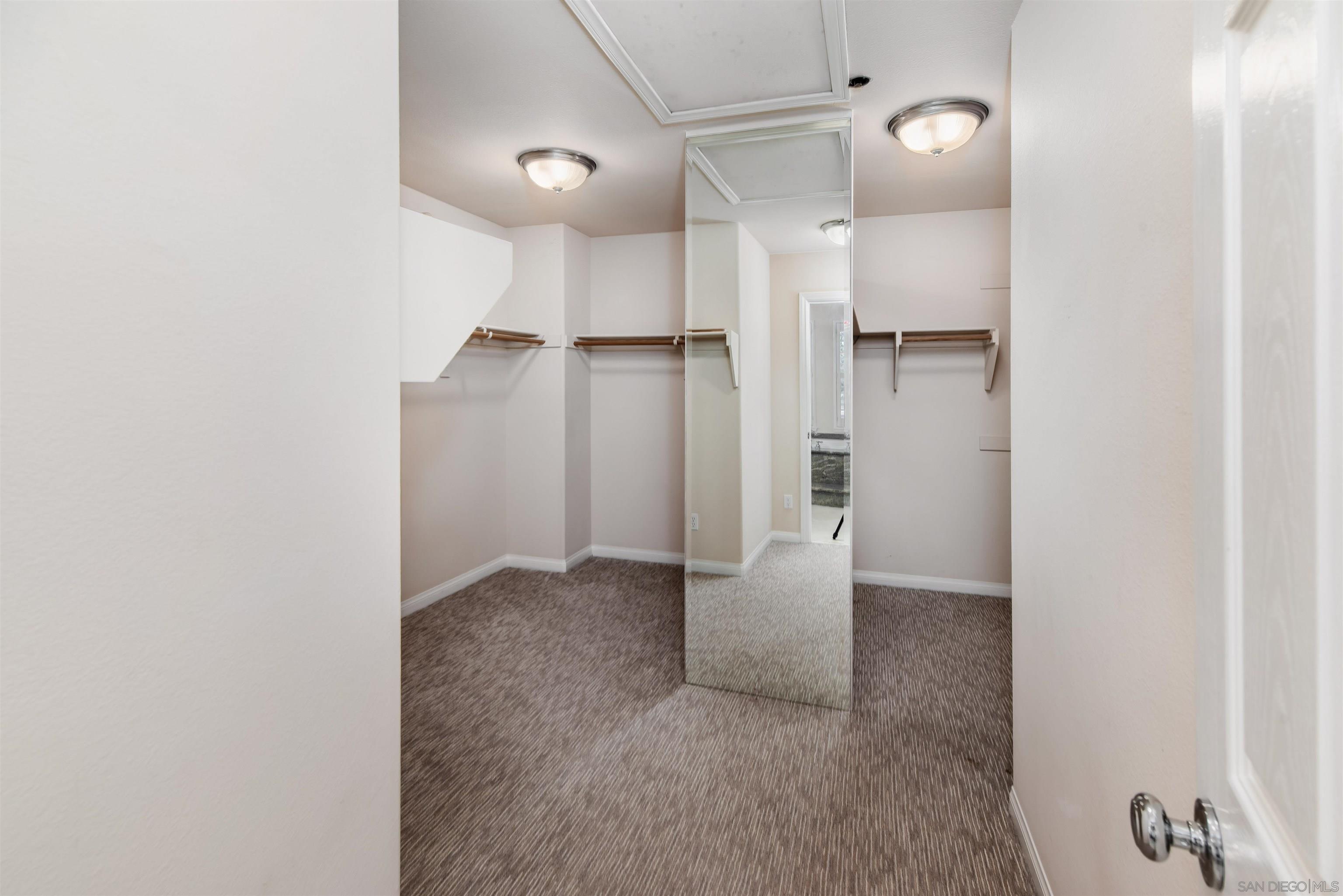 Detail Gallery Image 16 of 22 For 16244  Palomino Mesa Ct., San Diego,  CA 92127 - 5 Beds | 3 Baths