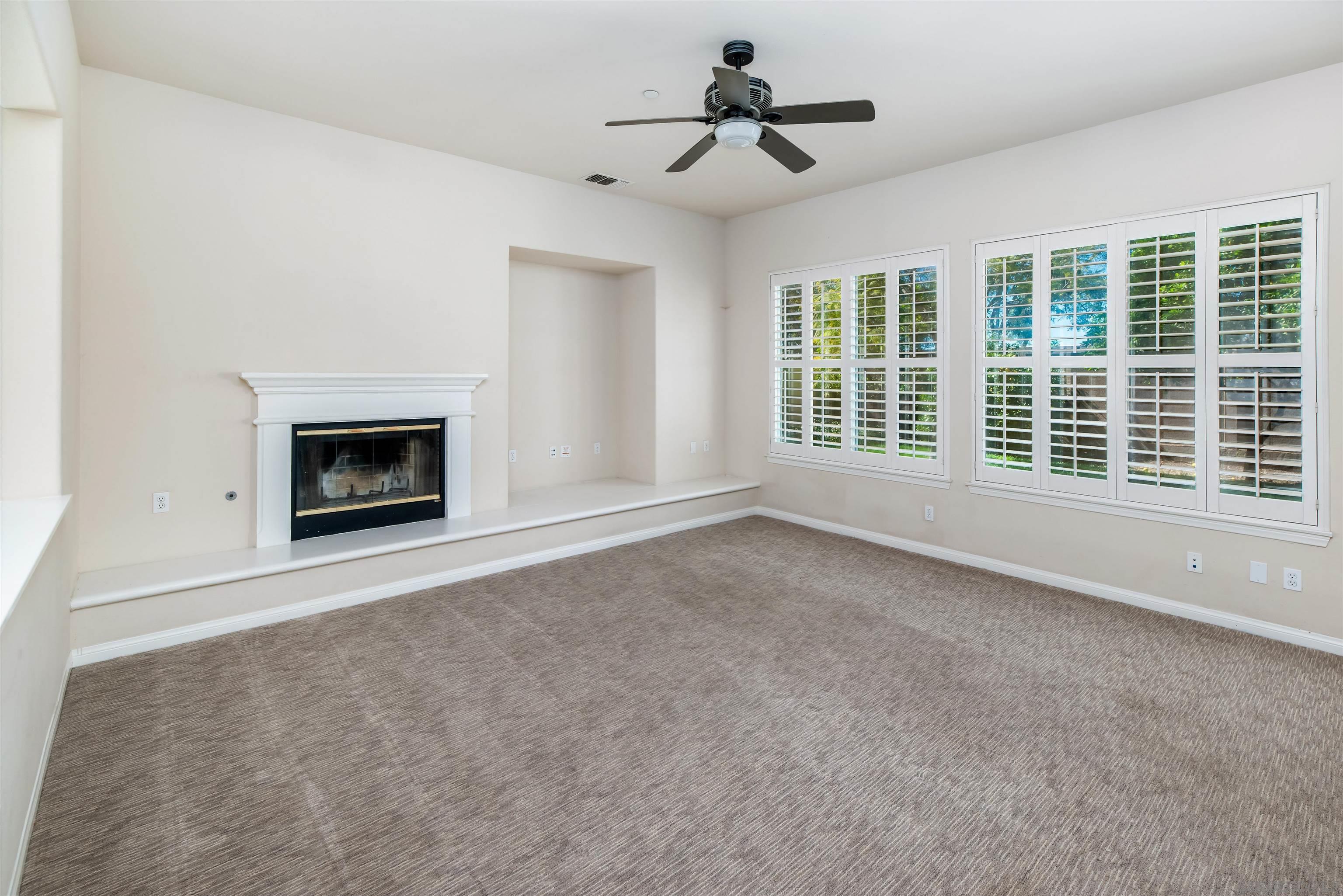 Detail Gallery Image 6 of 22 For 16244  Palomino Mesa Ct., San Diego,  CA 92127 - 5 Beds | 3 Baths