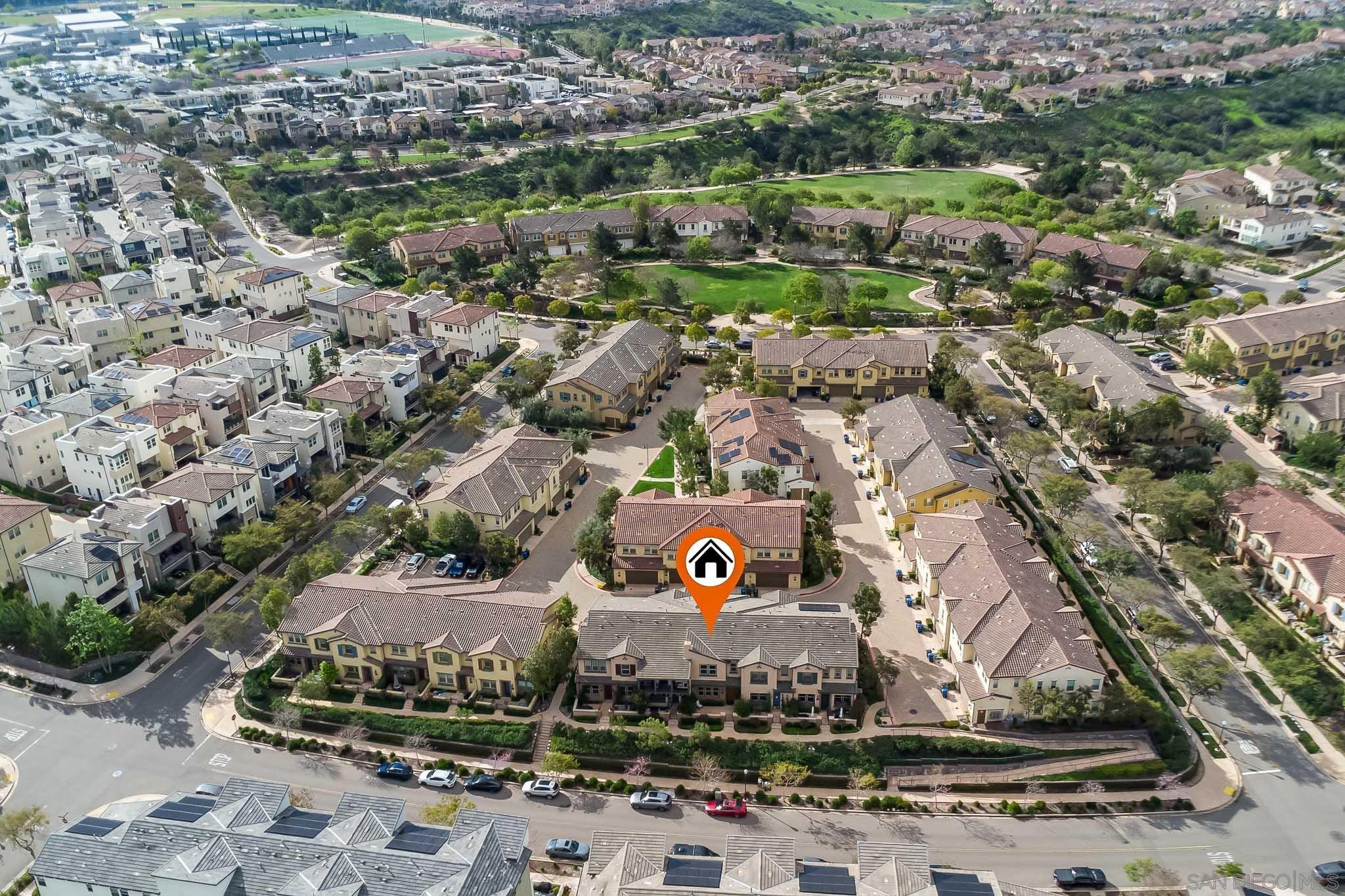 Detail Gallery Image 34 of 36 For 15965  Parkview Loop, San Diego,  CA 92127 - 3 Beds | 2/1 Baths