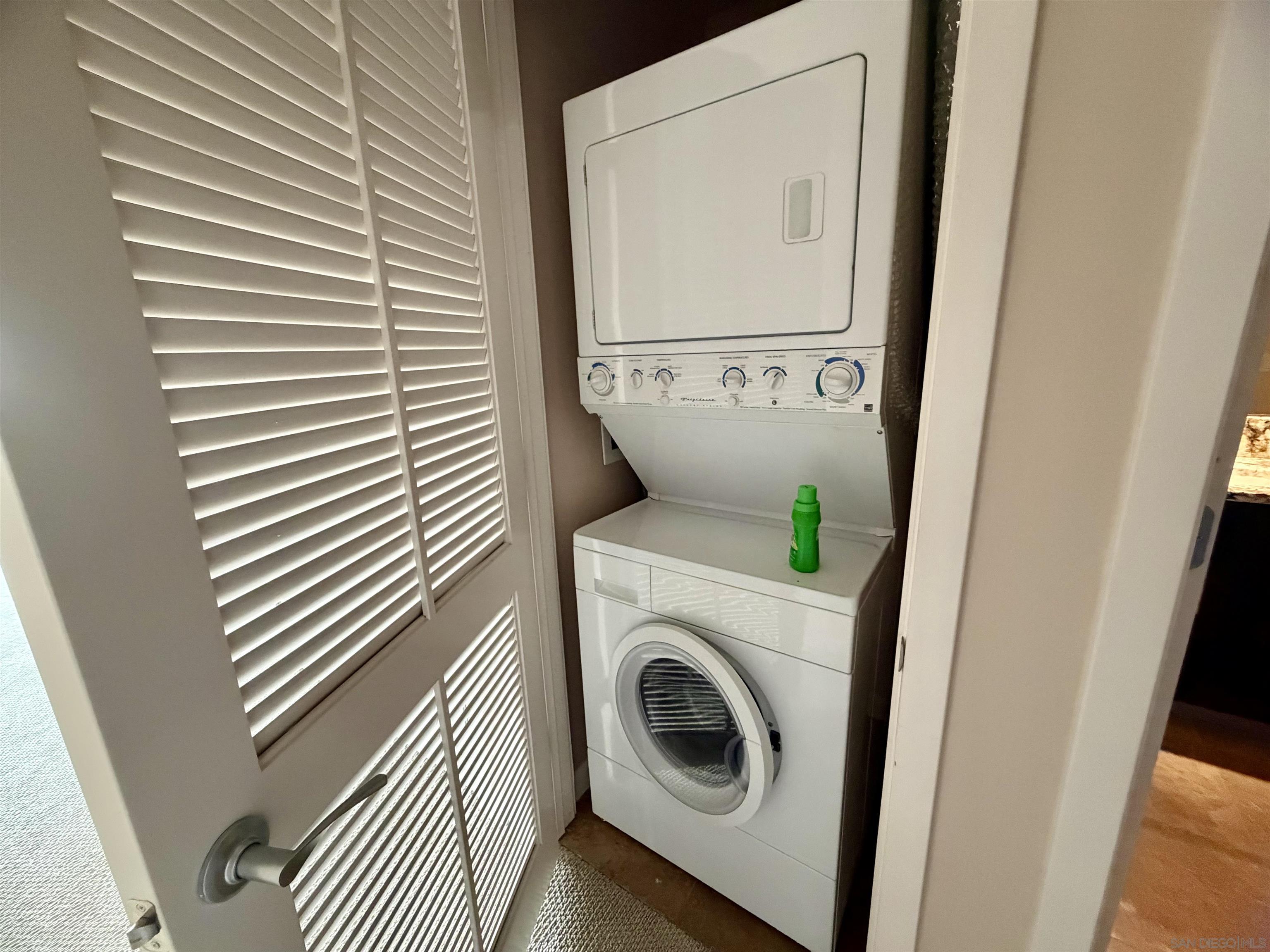 Detail Gallery Image 11 of 13 For 1262  Kettner   706, San Diego,  CA 92101 - 2 Beds | 2 Baths