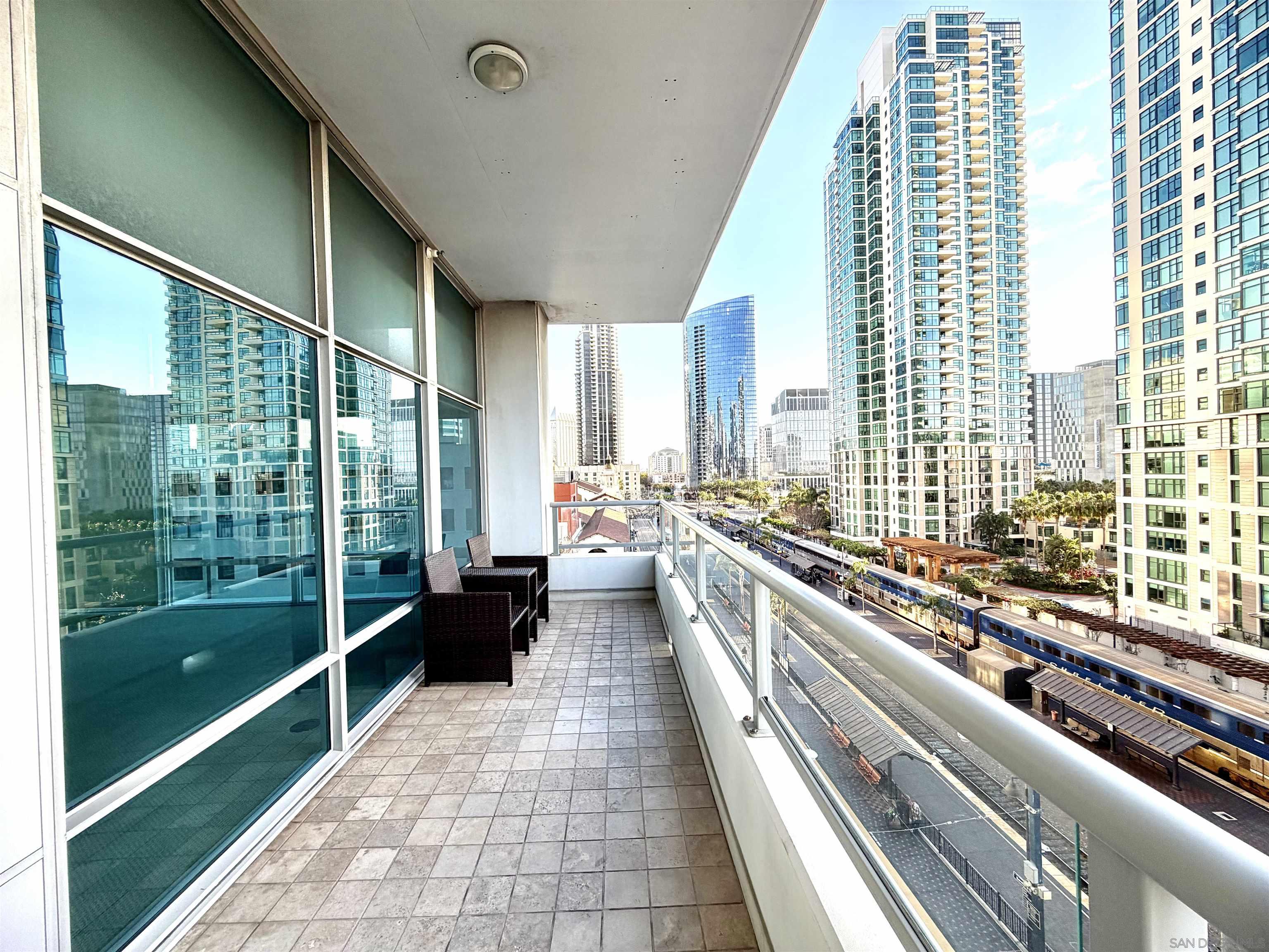 Detail Gallery Image 6 of 13 For 1262  Kettner   706, San Diego,  CA 92101 - 2 Beds | 2 Baths